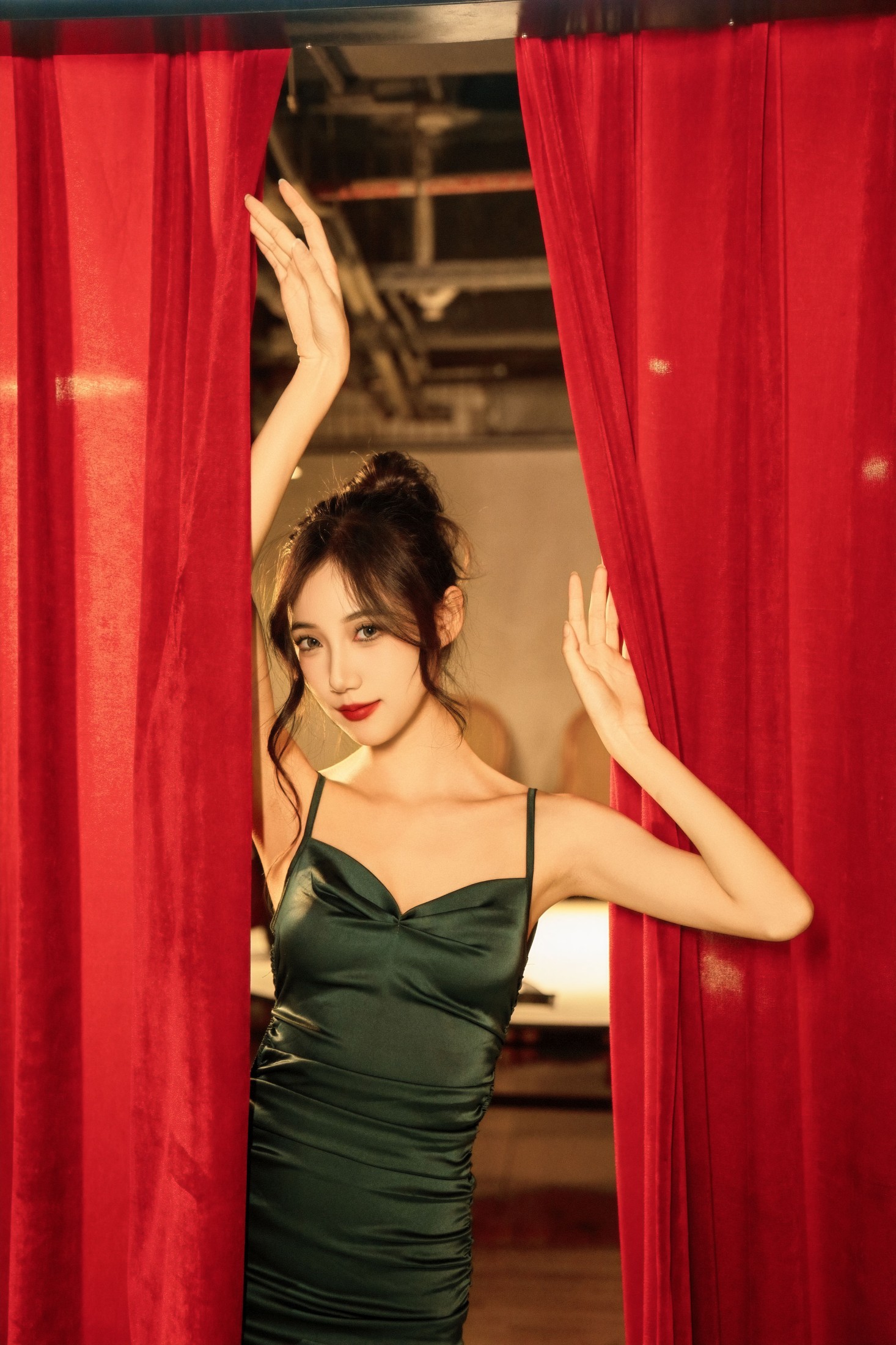 o1ne万 – 《翠影流芳》[34P]