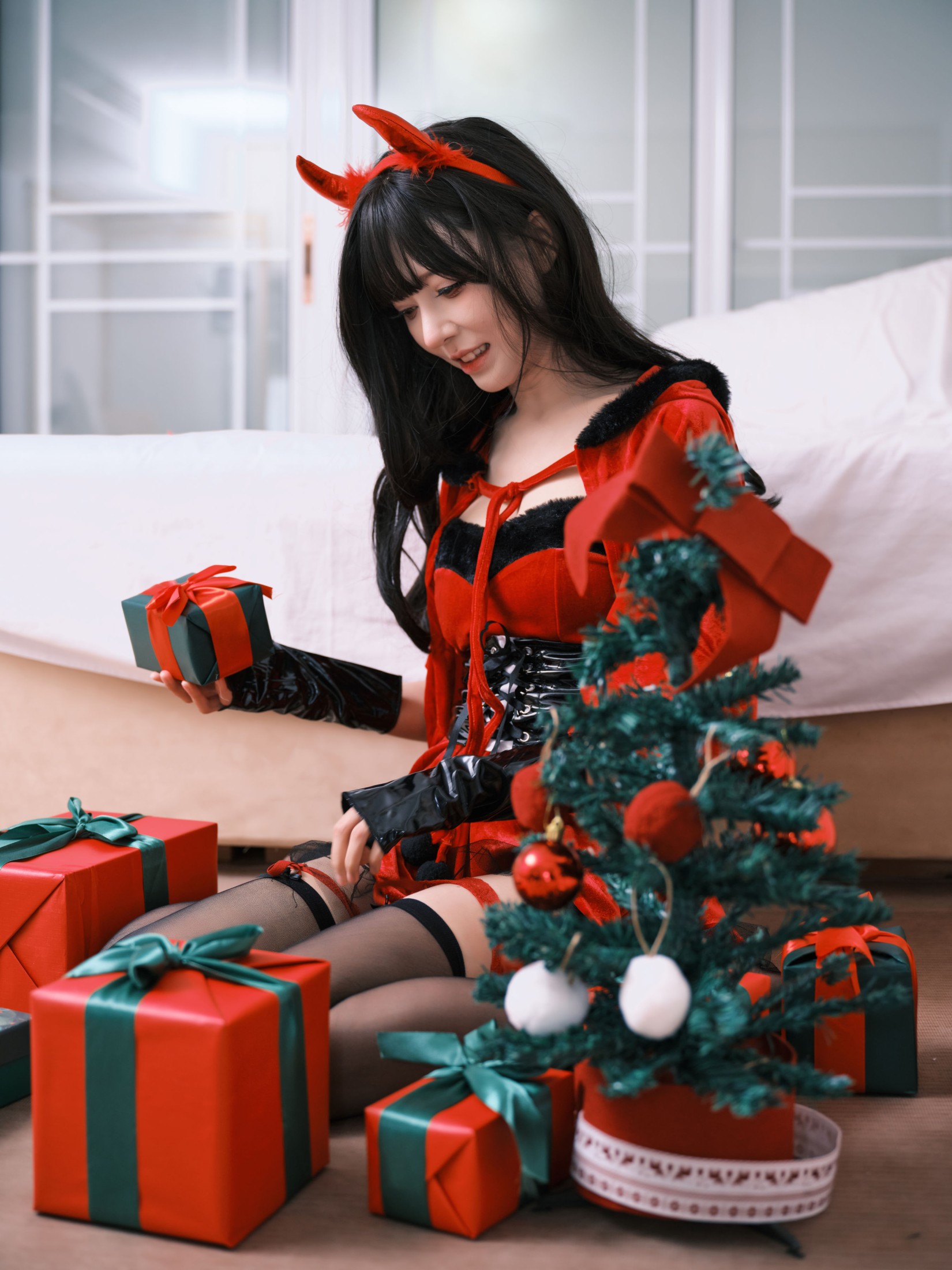 夏树友人帐 – 《小恶魔大闹圣诞》[22P]