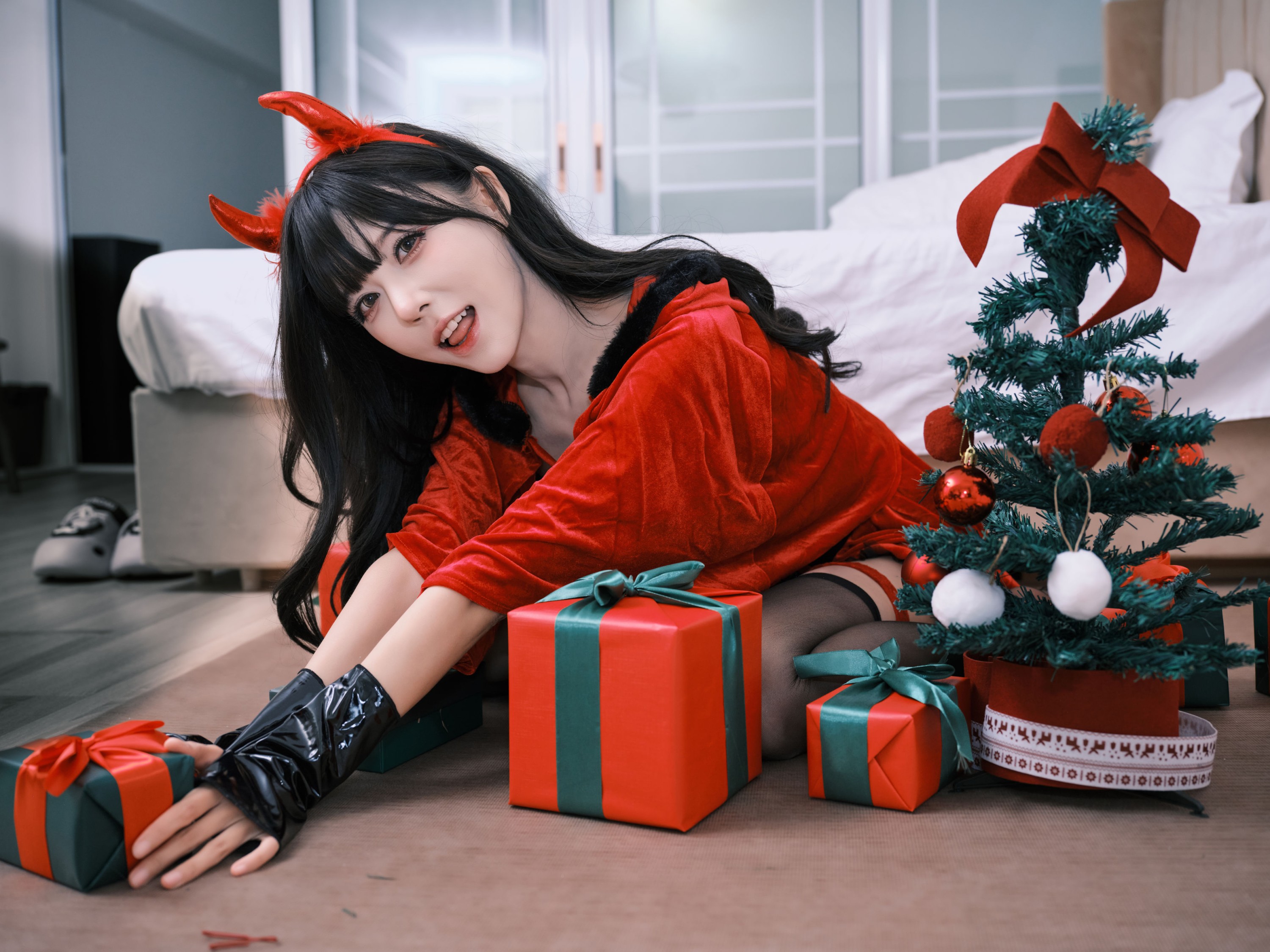 夏树友人帐 – 《小恶魔大闹圣诞》[22P]