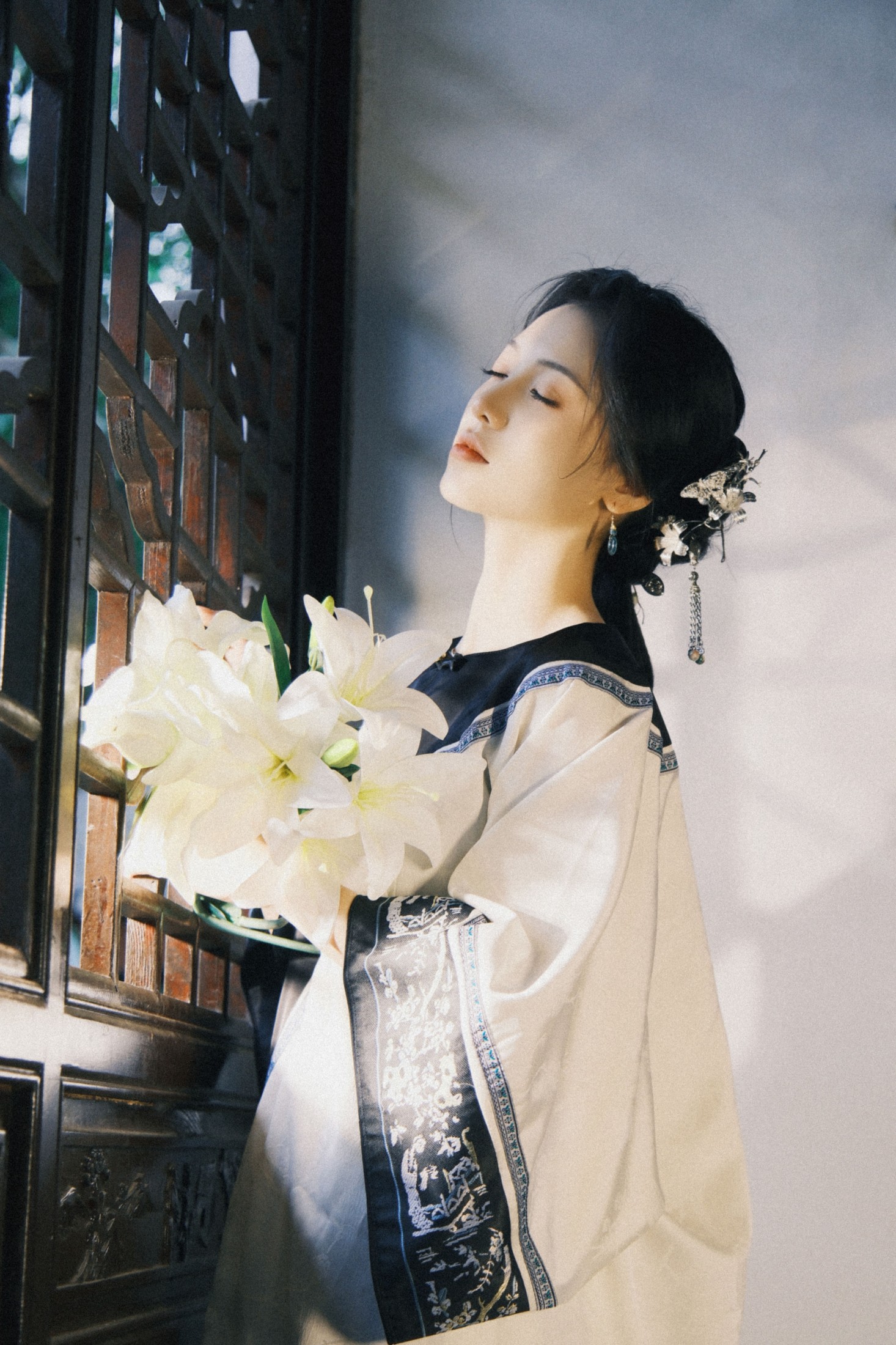 珠珠 – 《锁清秋》[27P]