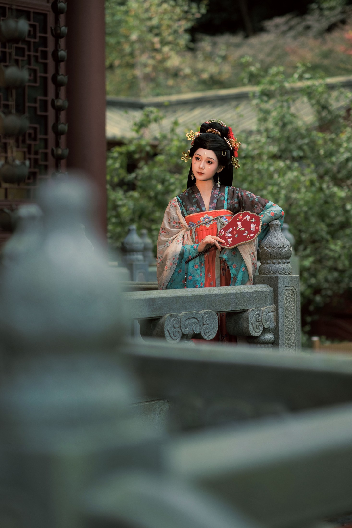 郑钰熙 – 《山寺踏秋》[26P]