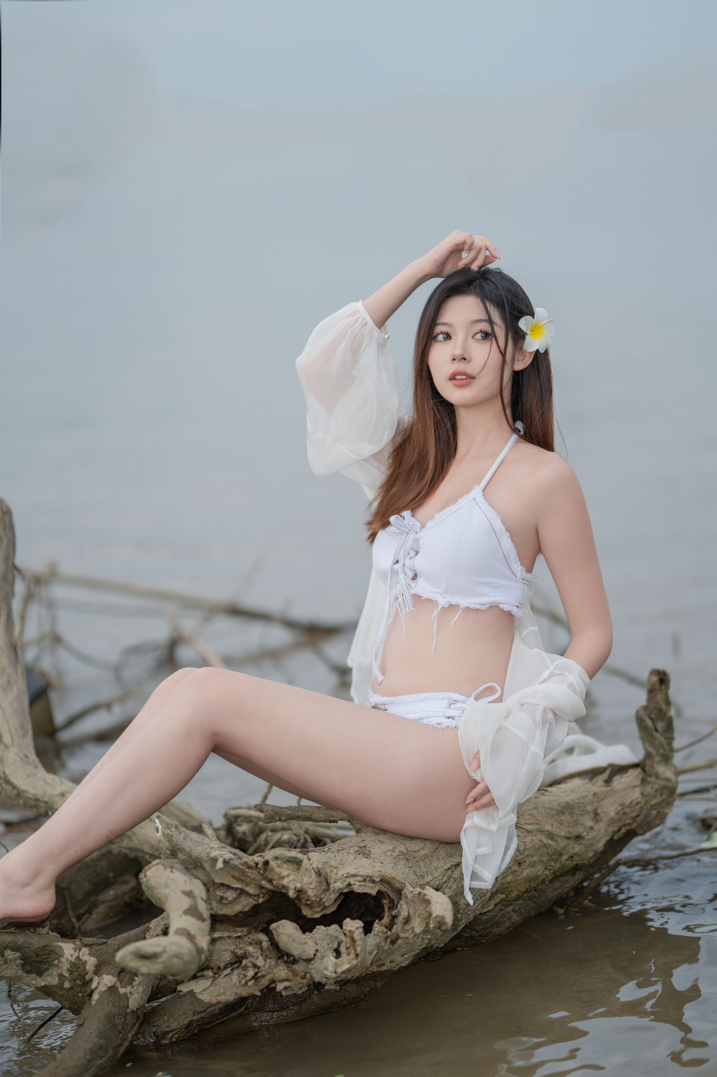 又又er – 《海边少女》[22P]