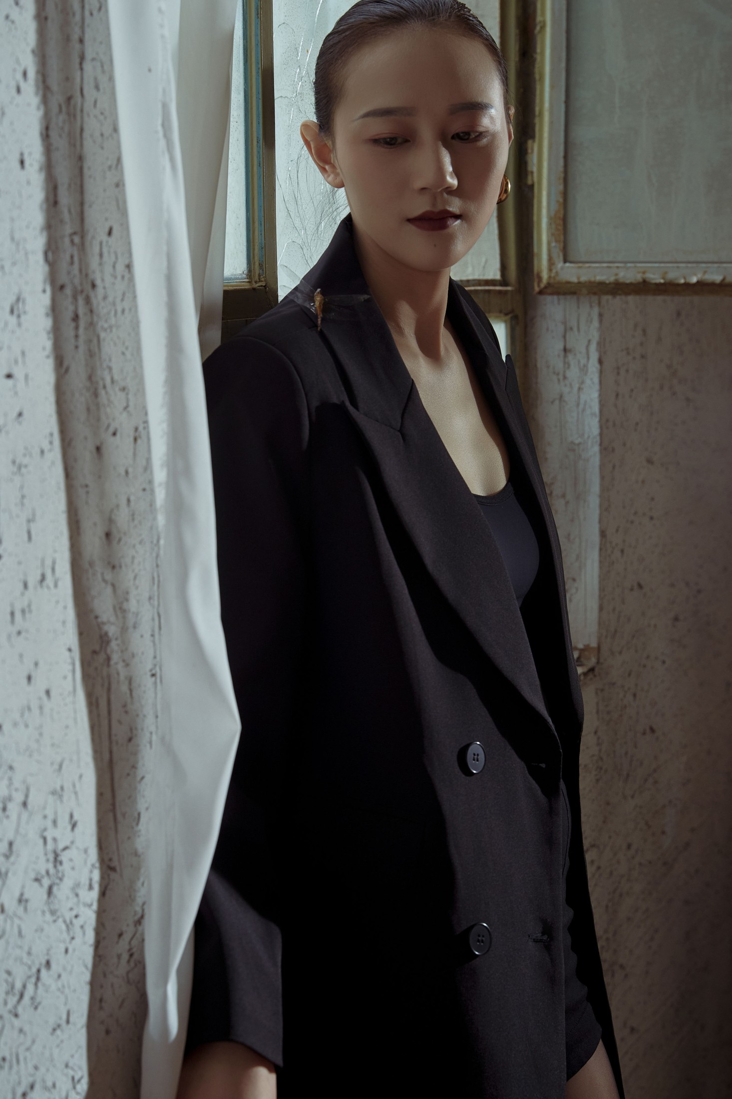 阳阳 – 《Ruins》[28P]