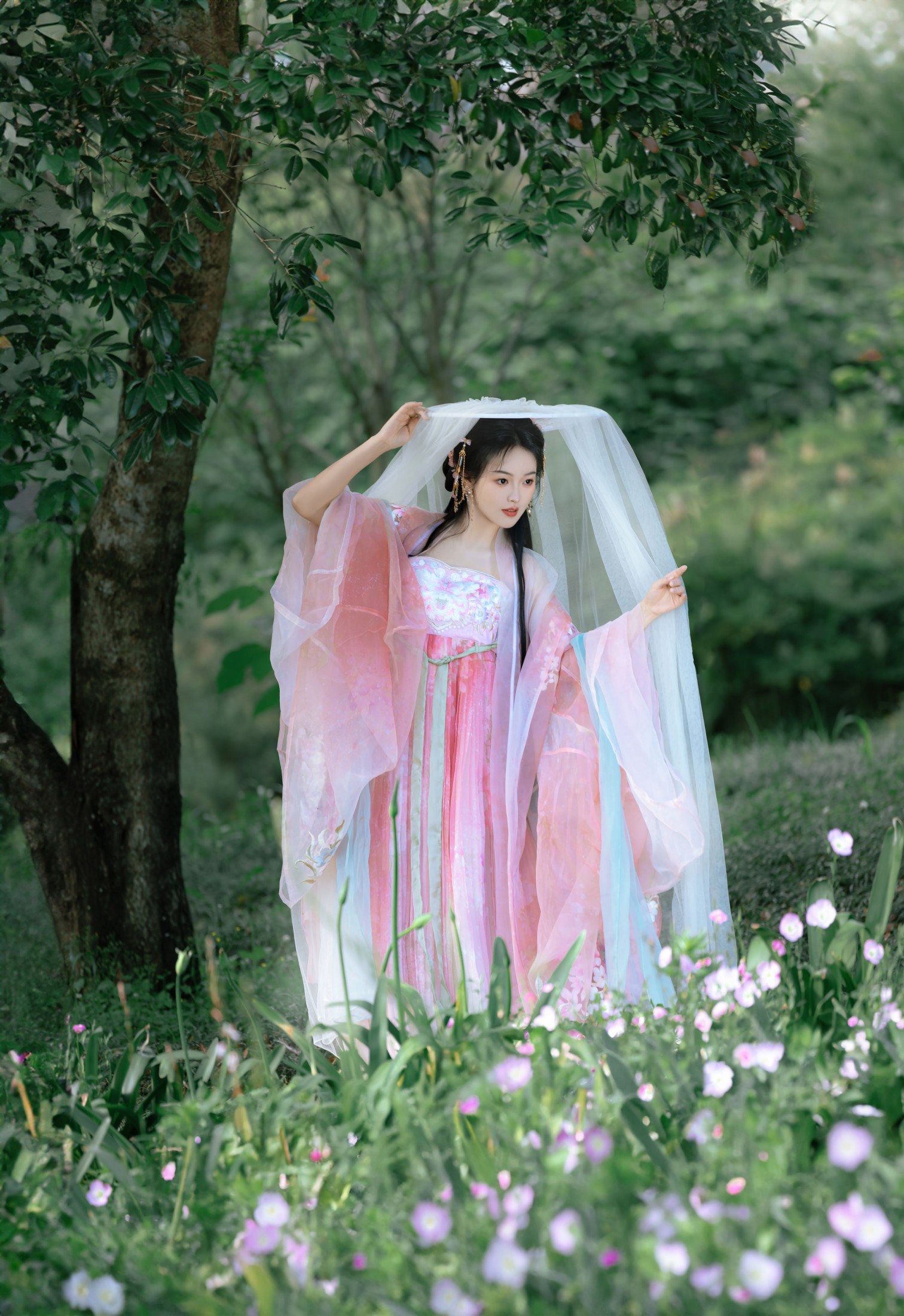 媛媛 – 《春日的风》[17P]