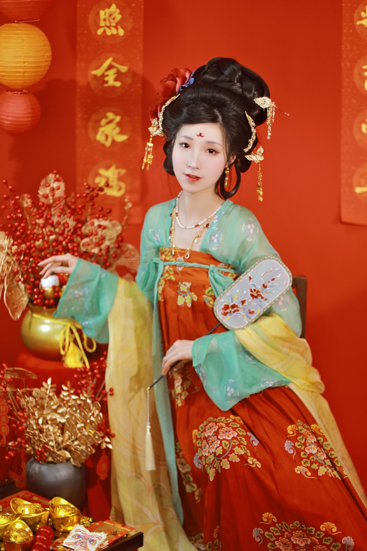 李猜 – 《烟火年年》[22P]