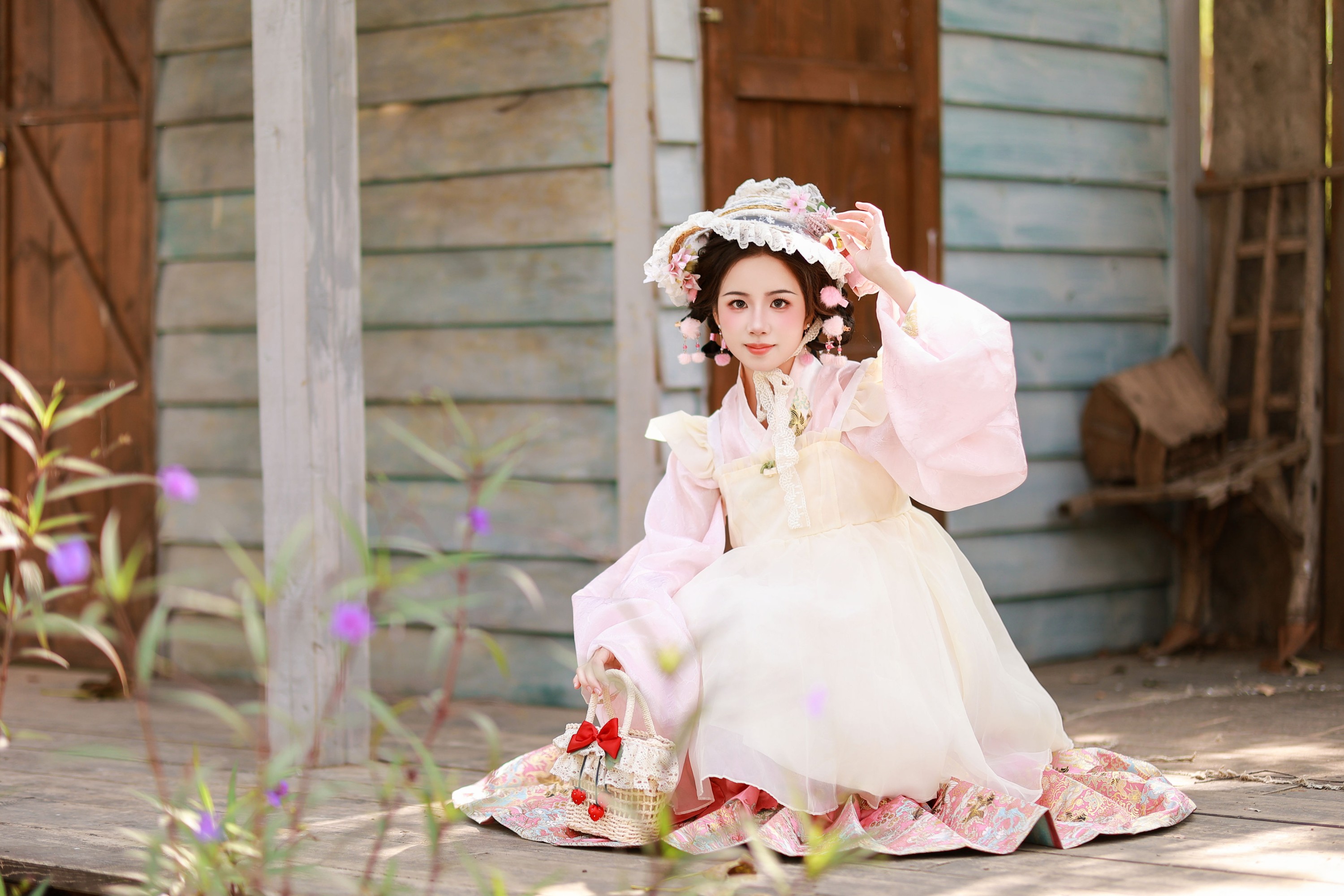 小杜同学 – 《草莓甜心》[22P]