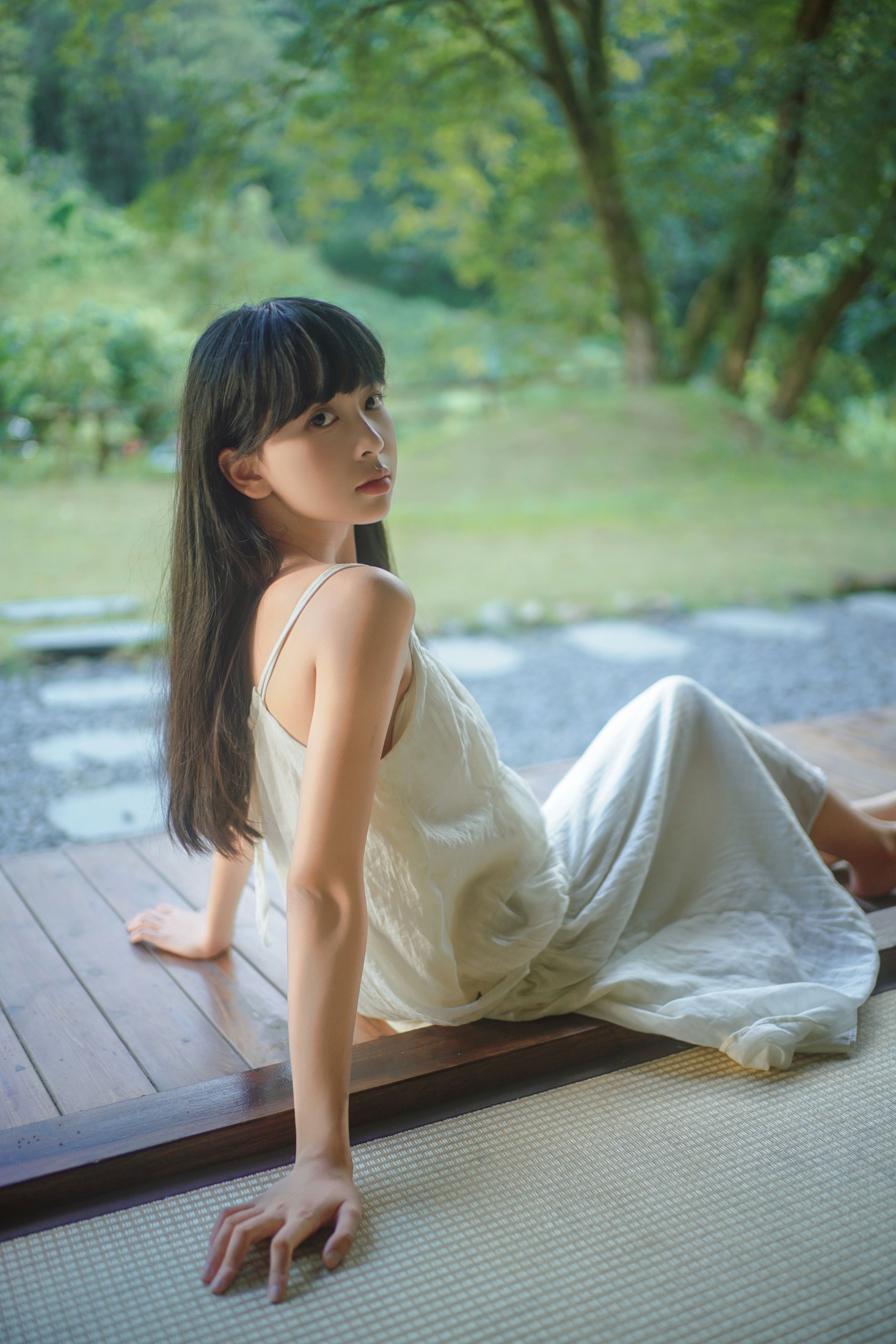 o3uiii – 《溪谷小院之美》[54P]