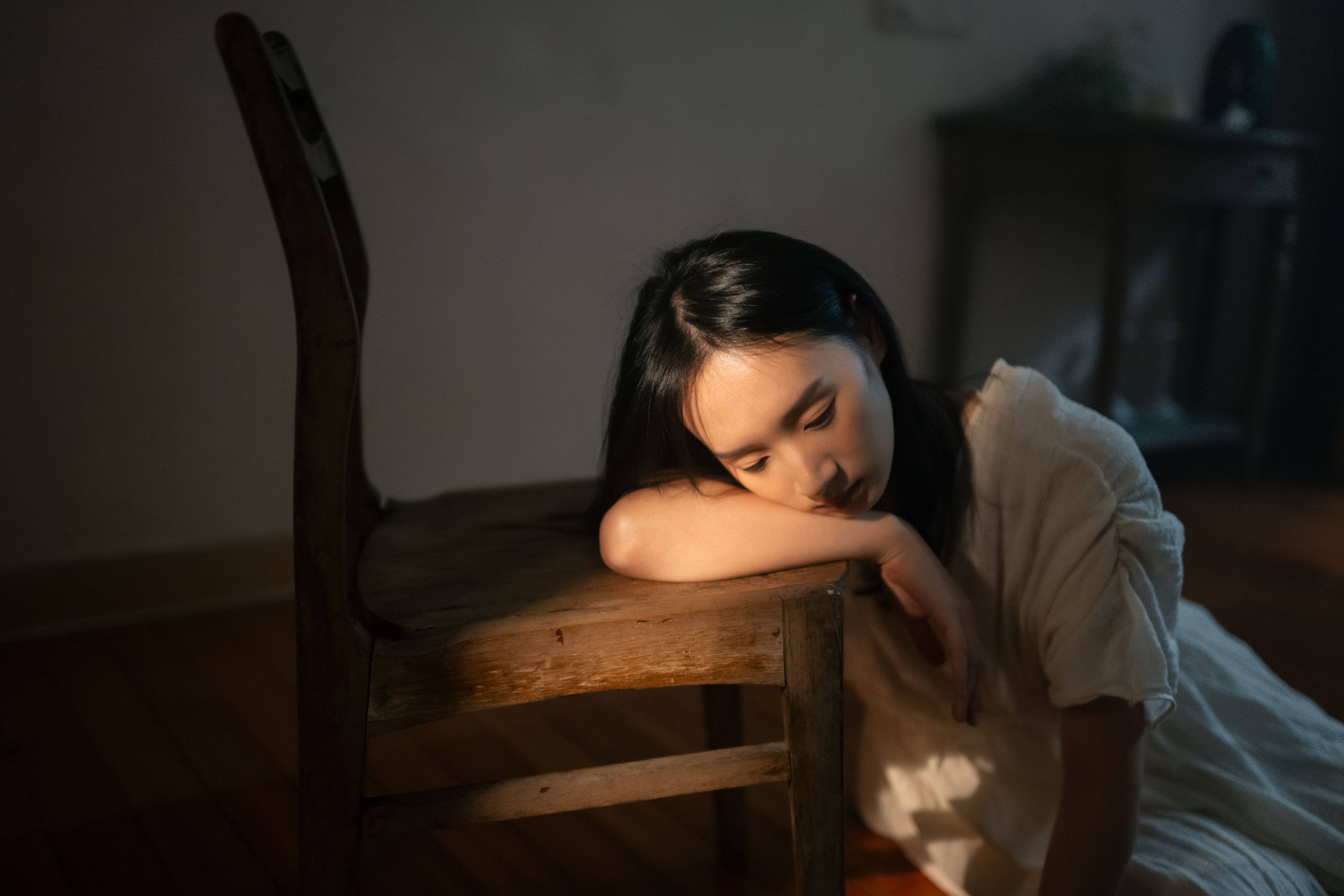 方休。 – 《她从光里来》[23P]