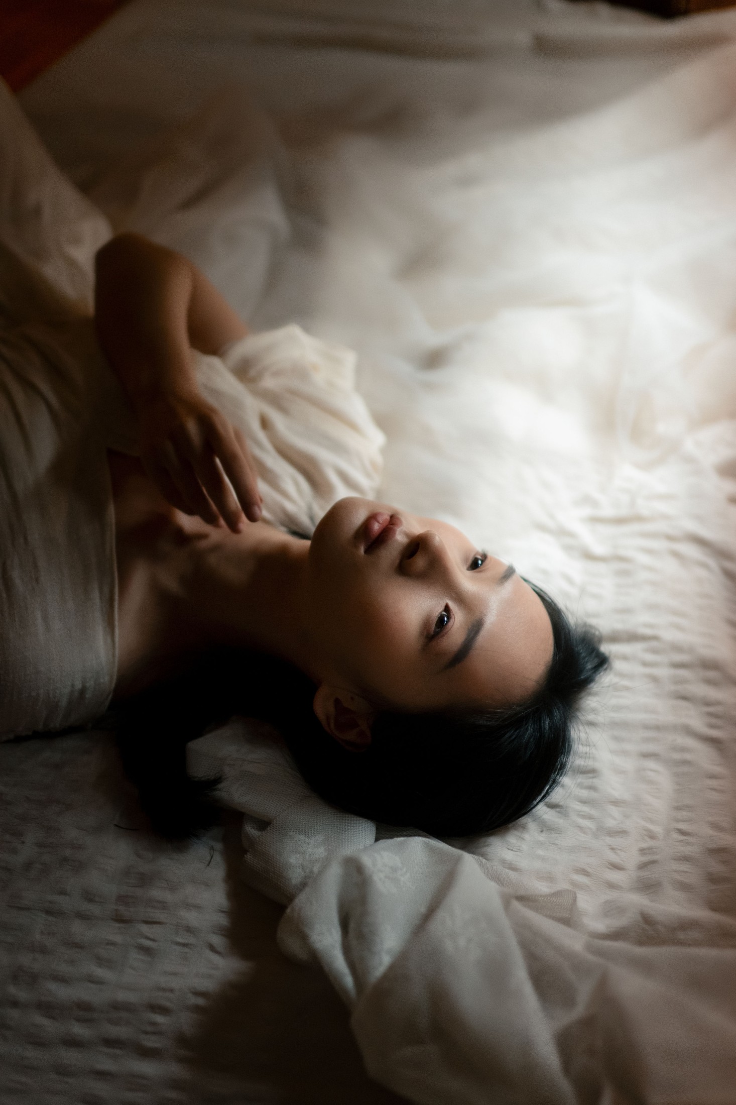 方休。 – 《她从光里来》[23P]