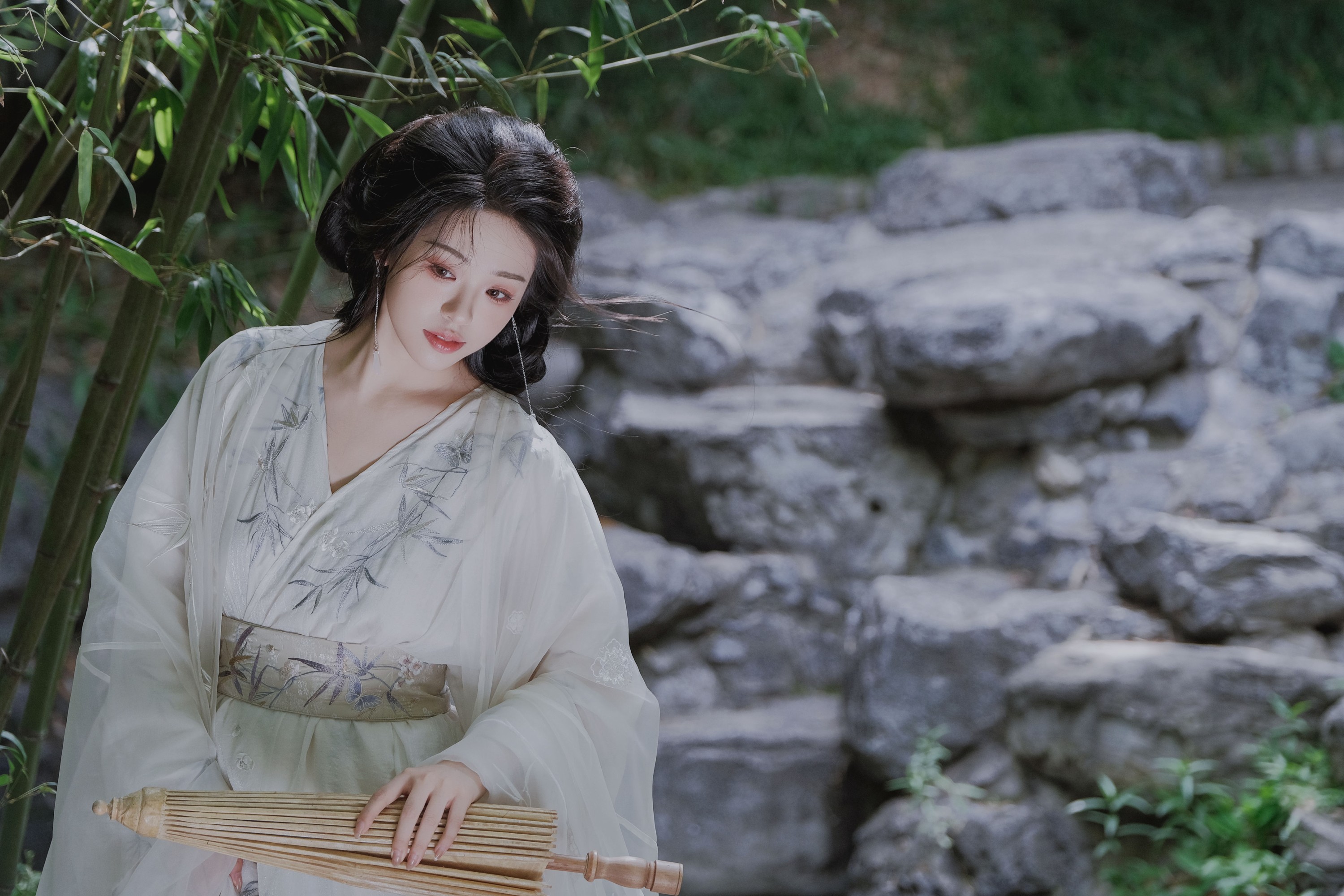 瑶瑶 – 《琴师》[24P]