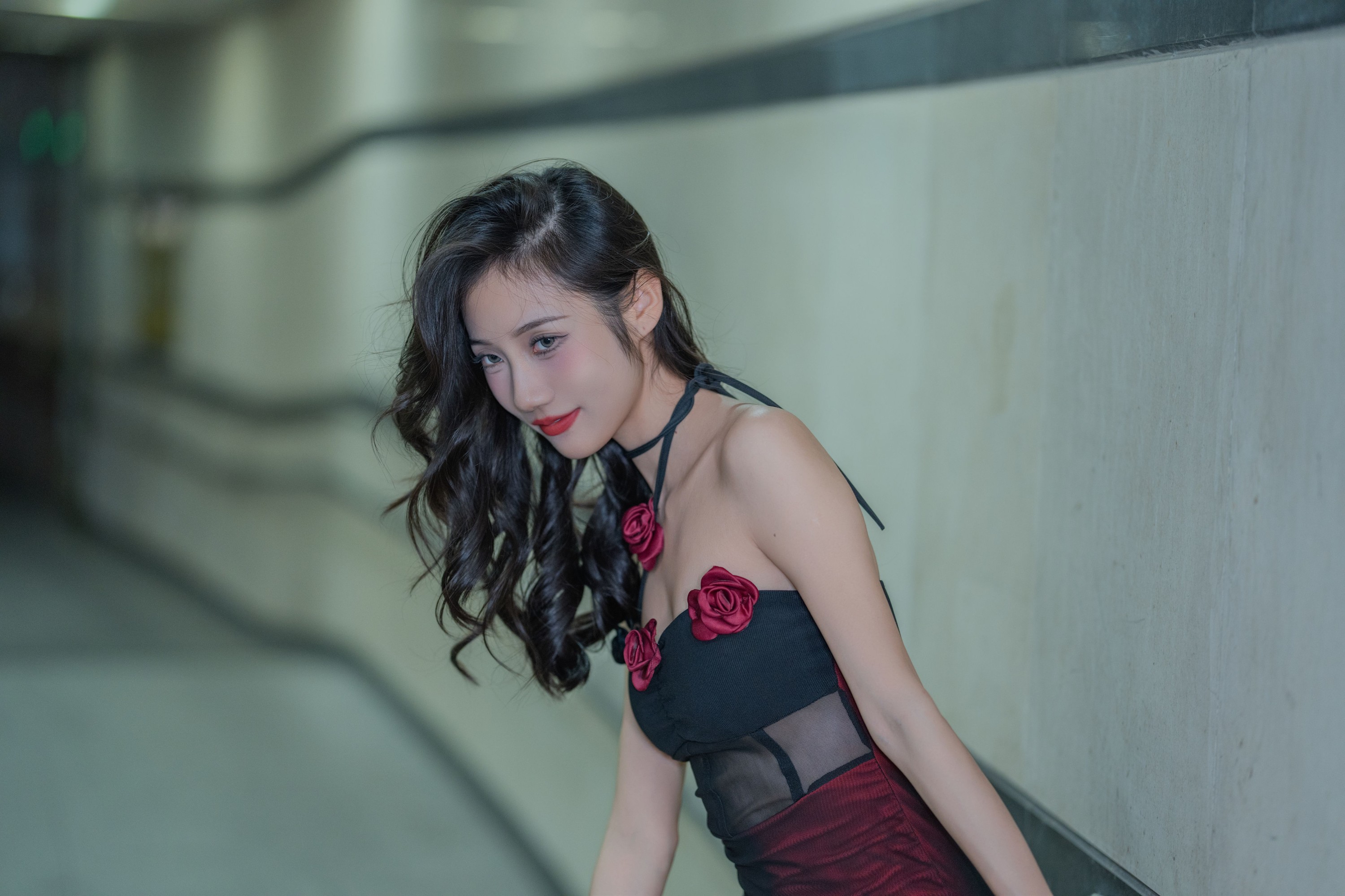 o1ne万 – 《隧道倩影》[22P]