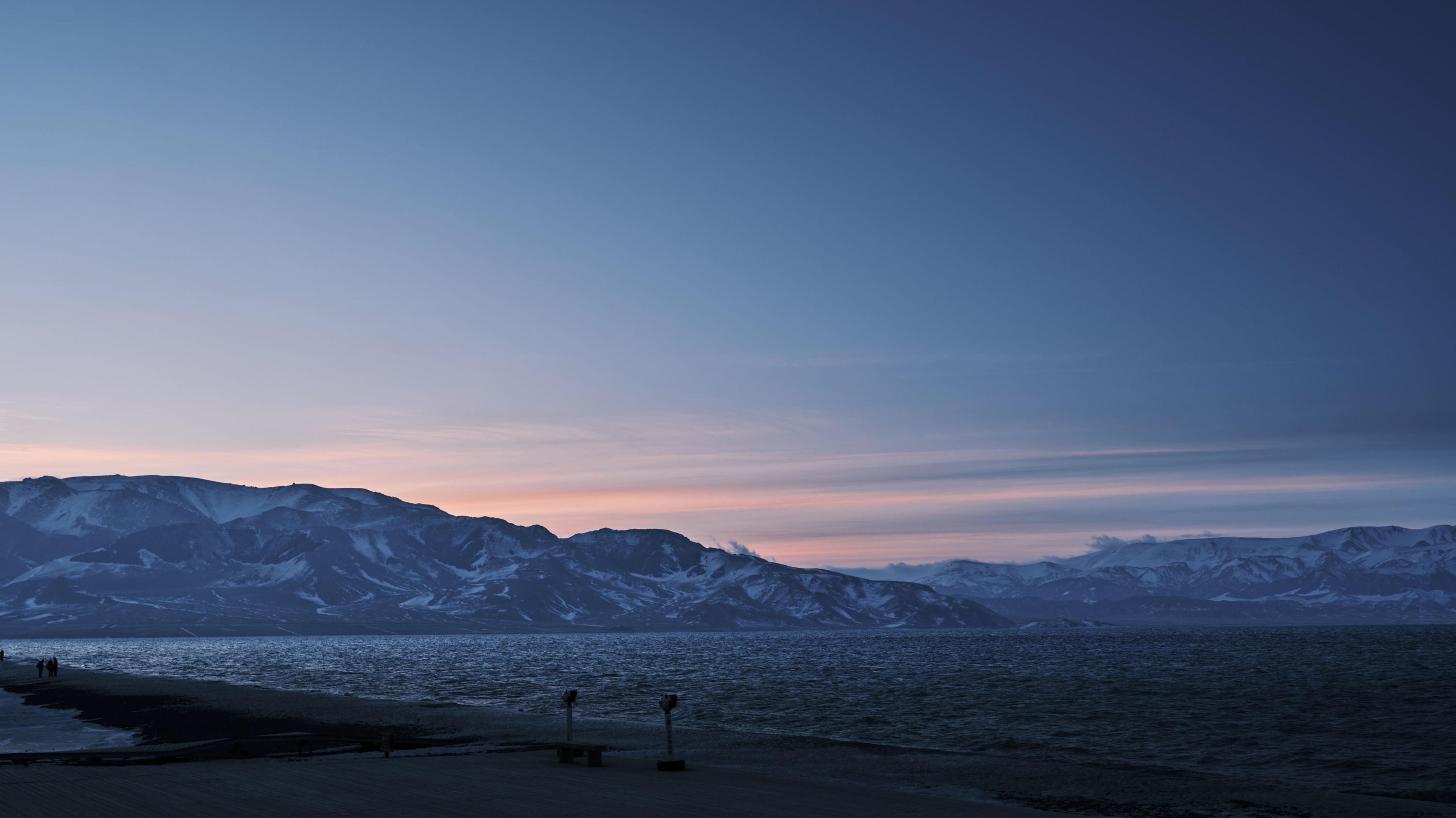 – 《新疆的冰雪光影》[15P]