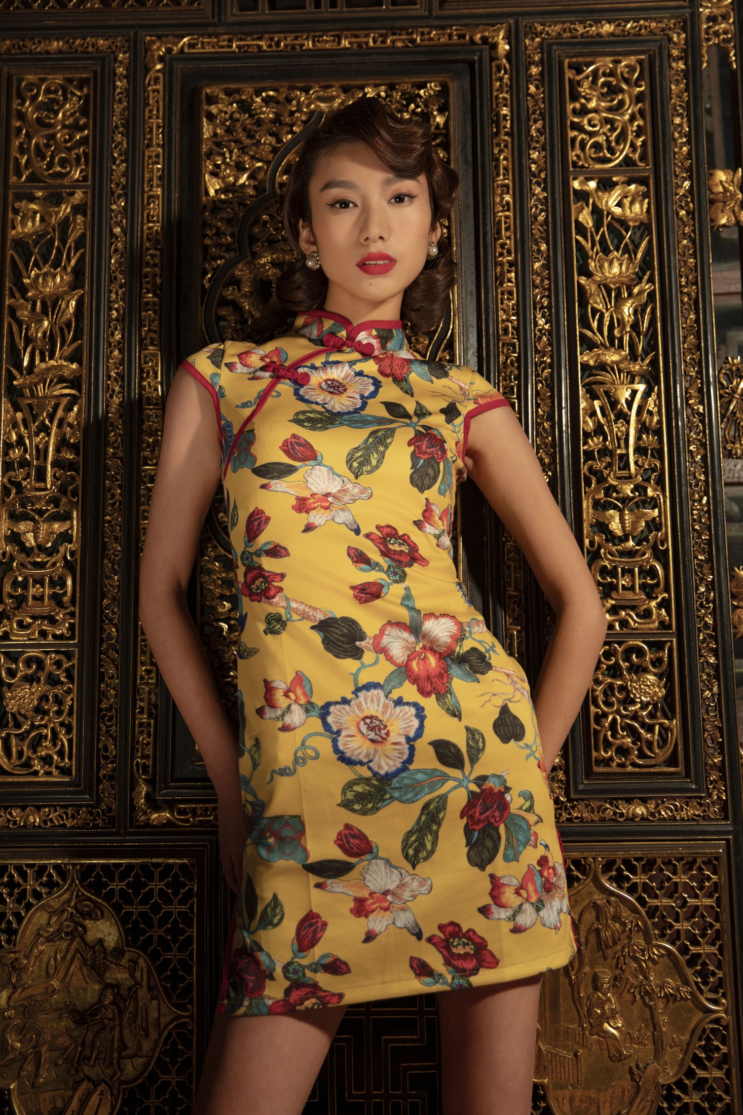 敏敏 – 《红馆》[34P]