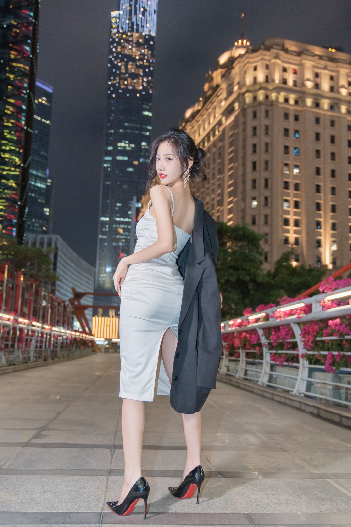 o1ne万 – 《时尚夜影》[22P]