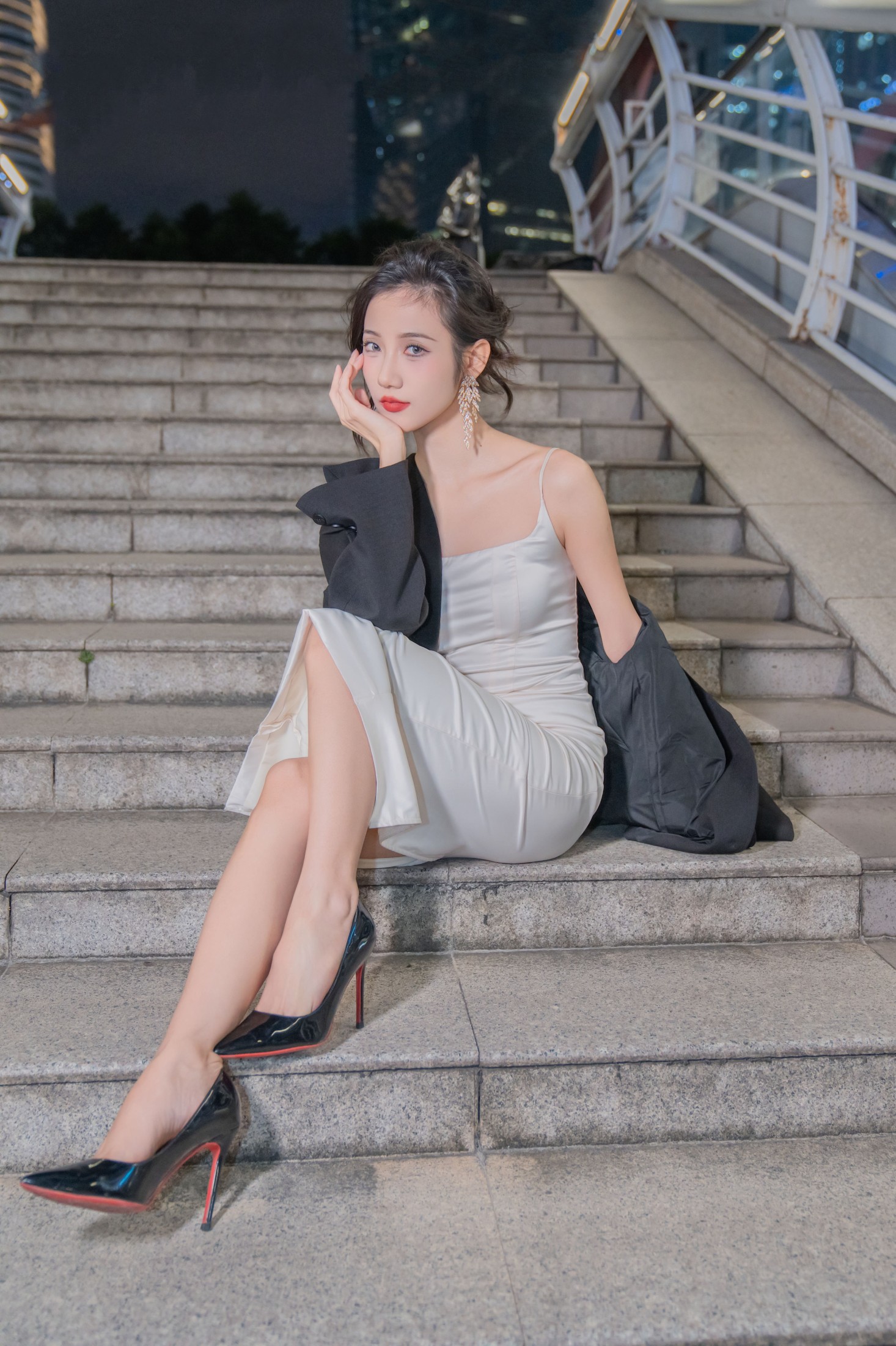 o1ne万 – 《时尚夜影》[22P]