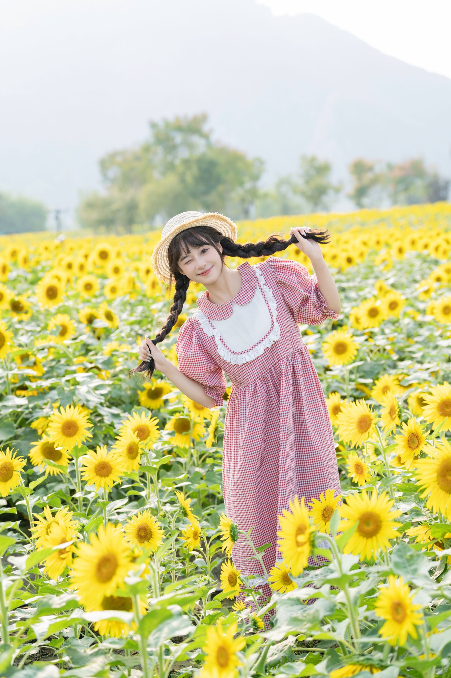 夏芋小年 – 《向日葵》[30P]