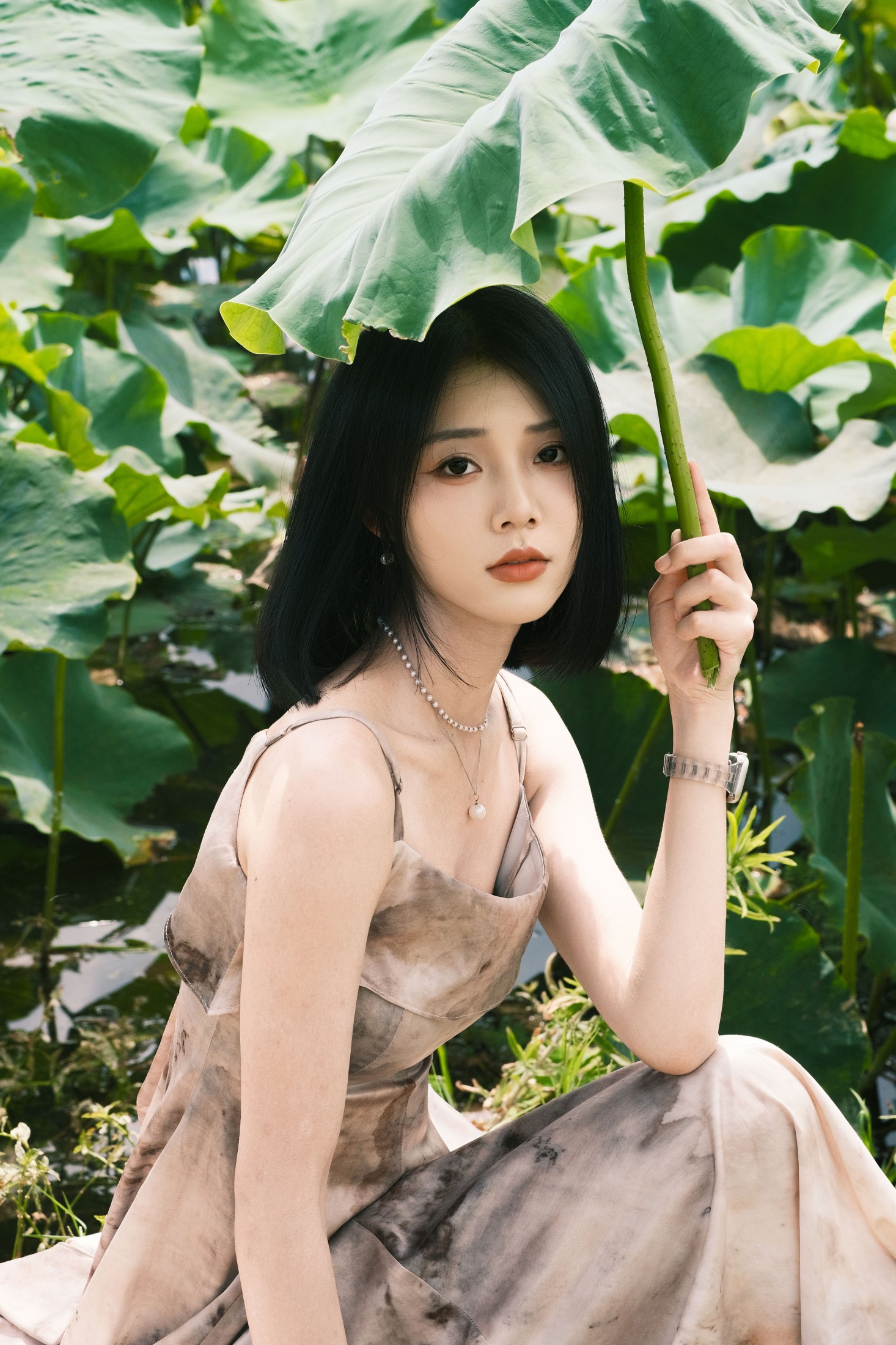 李悦 – 《那年夏荷》[21P]