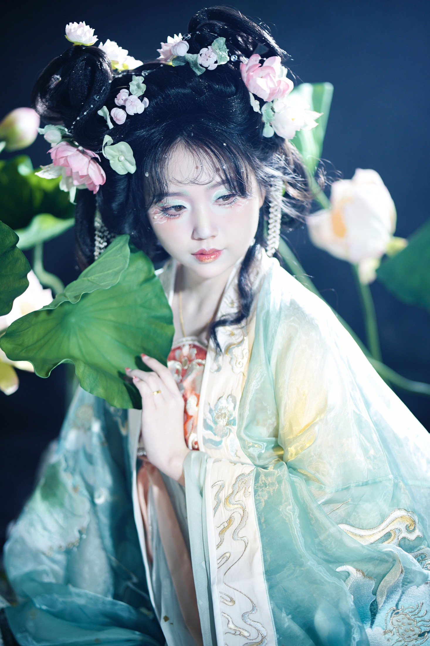 小小 – 《夏荷》[21P]