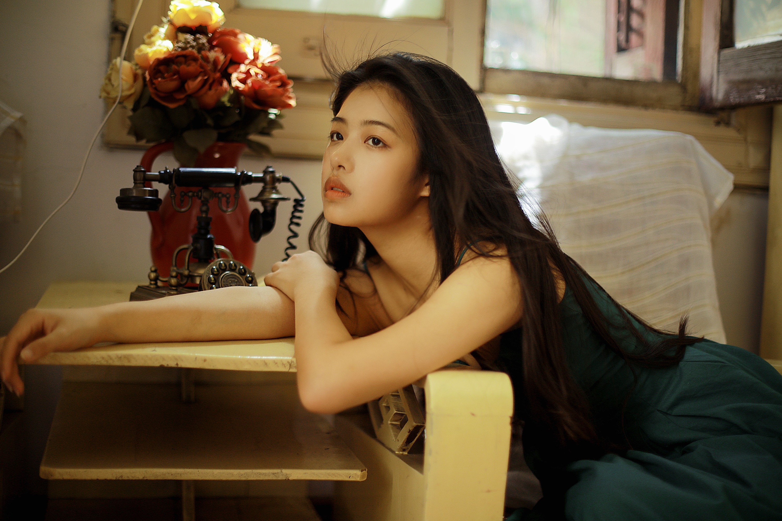 龙星儿 – 《一个人的房间》[32P]