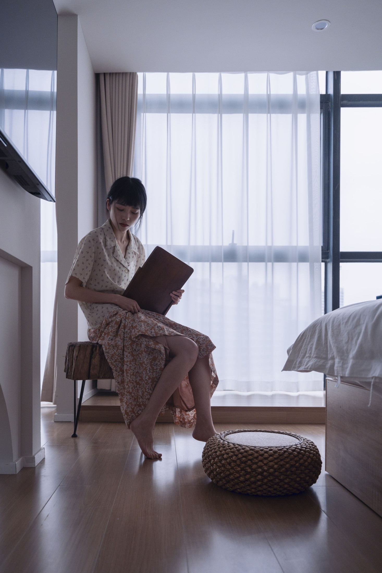 小松麻奈 – 《归乡》[29P]