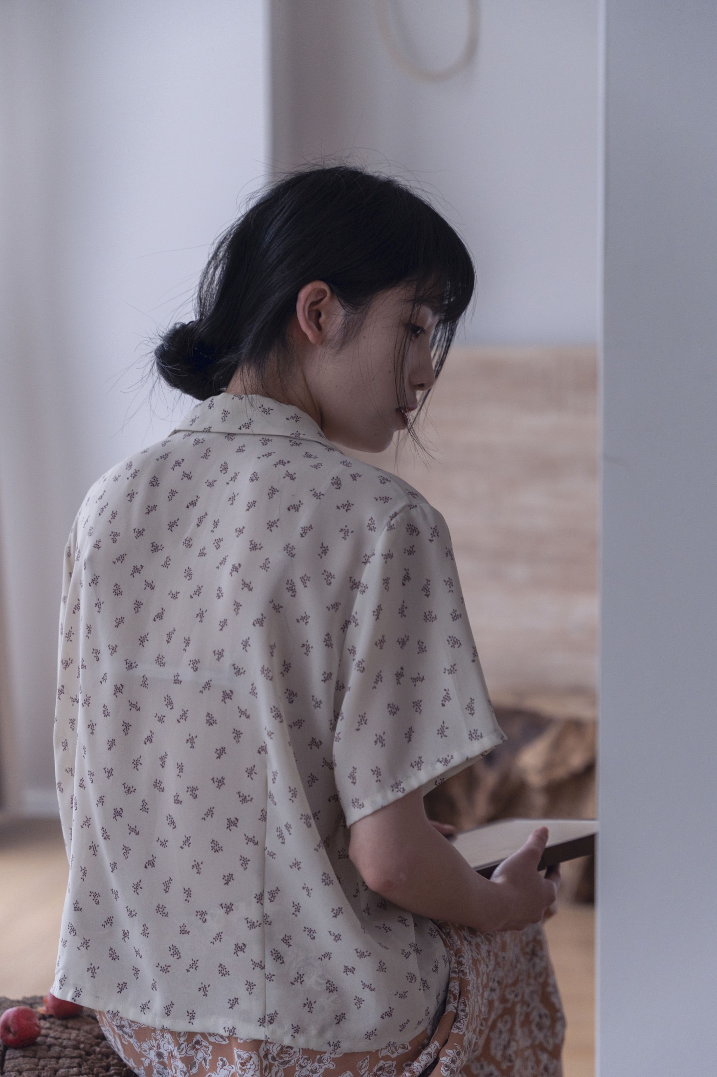 小松麻奈 – 《归乡》[29P]