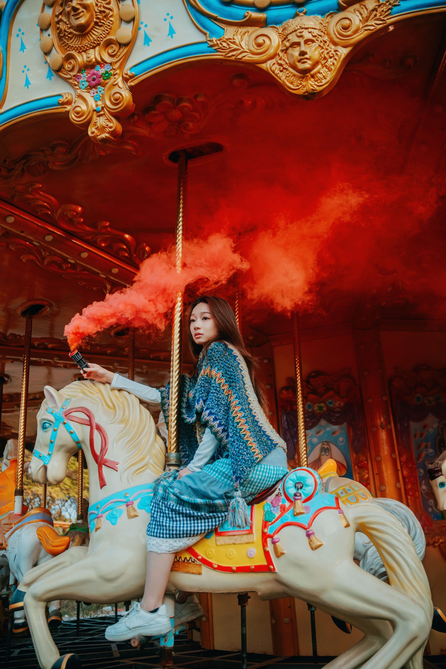 可儿 – 《旋转木马的梦幻邂逅》[41P]