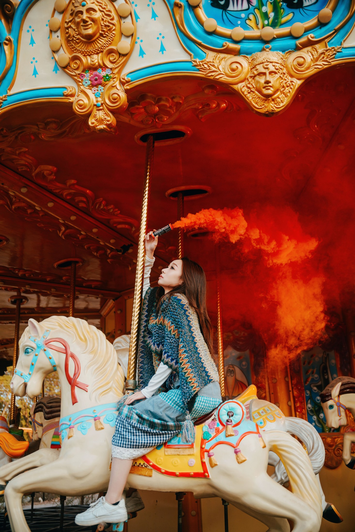 可儿 – 《旋转木马的梦幻邂逅》[41P]