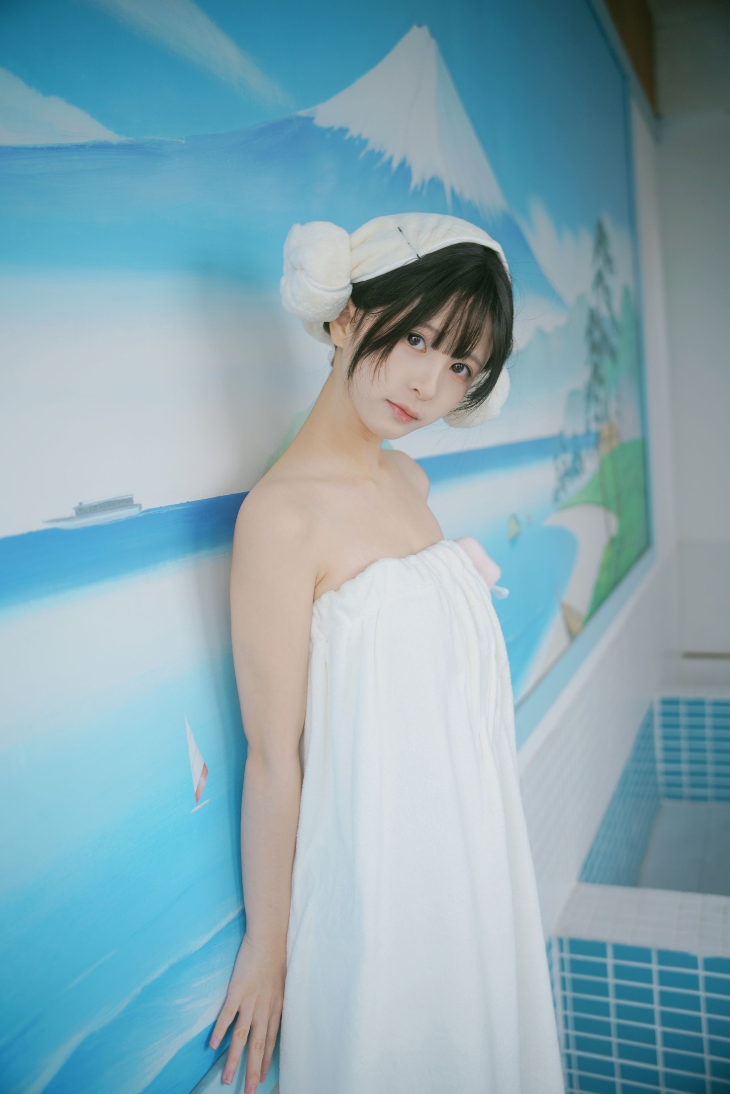 小余 – 《日系澡堂里的元气少女》[34P]