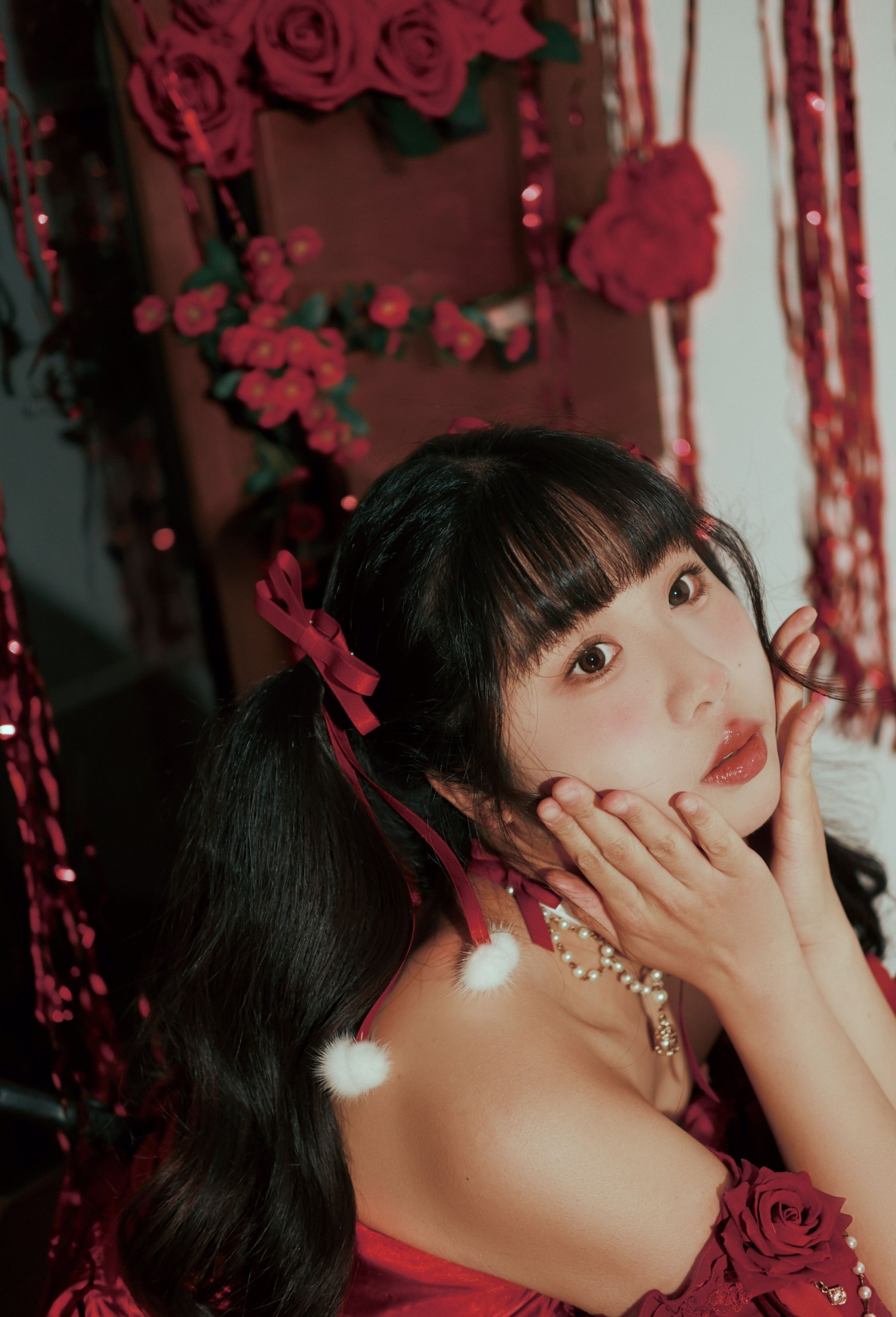 梅子梅子 – 《红裙女孩》[13P]