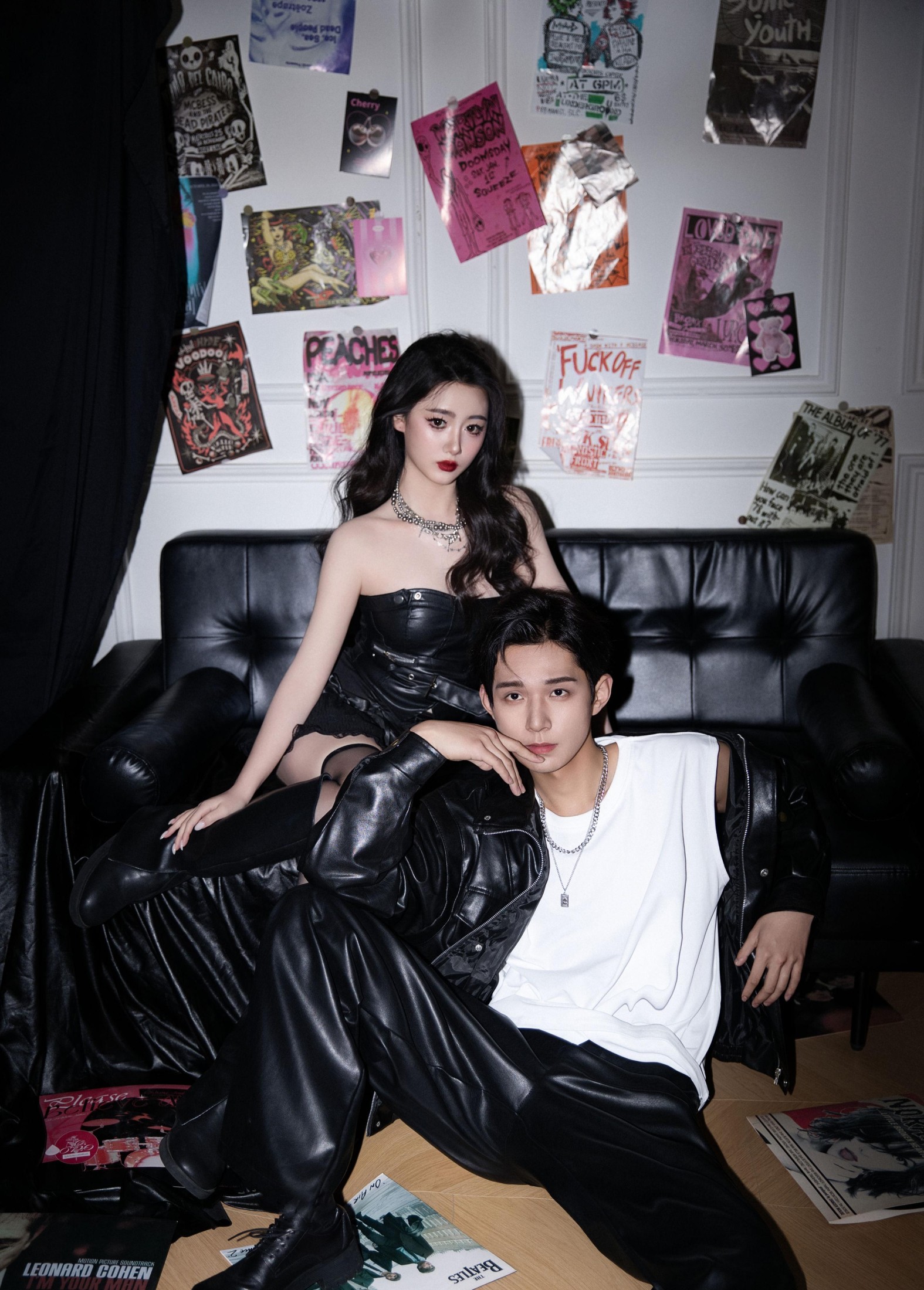 33+菠萝 – 《rocker》[13P]