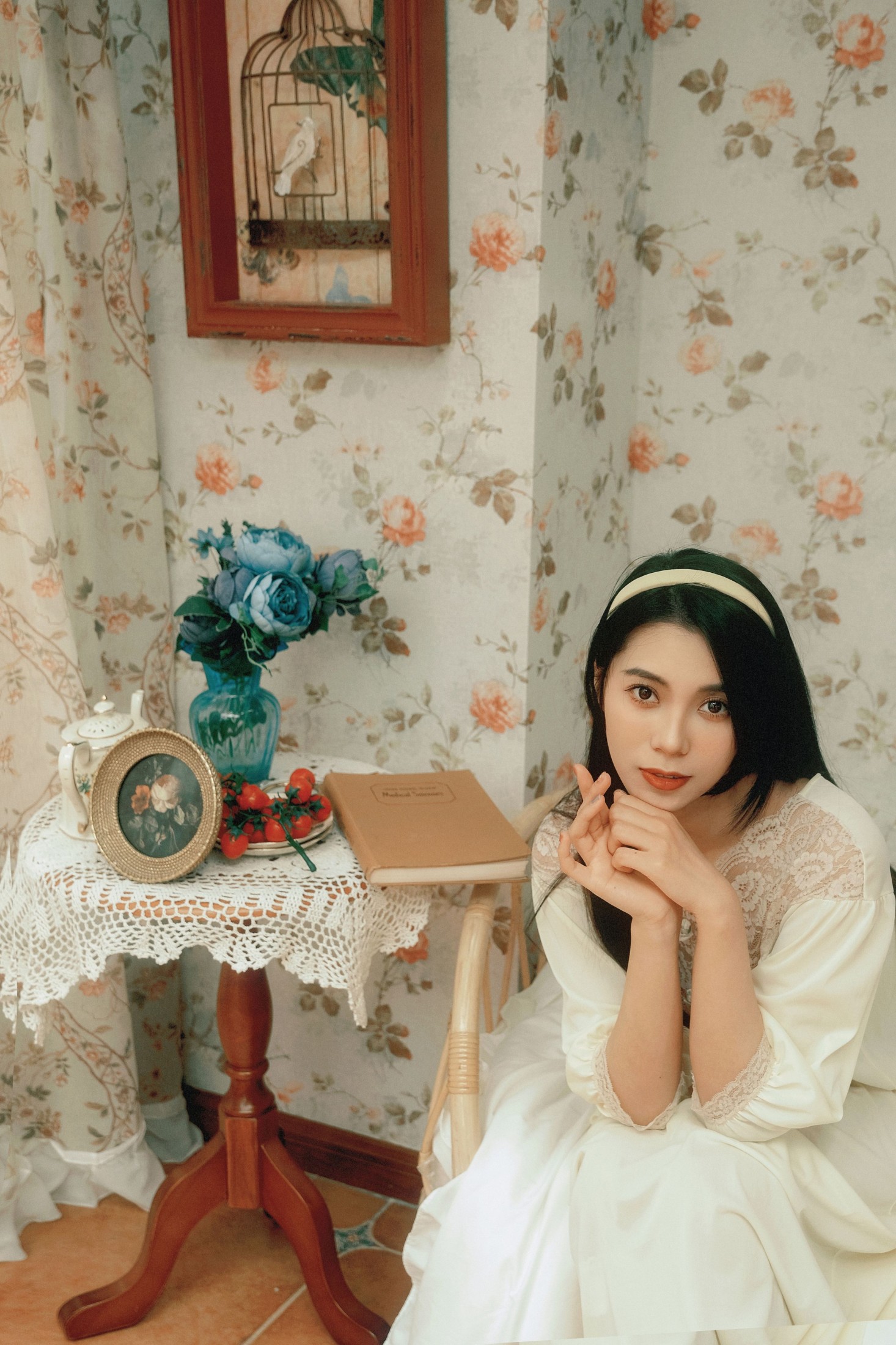 拍拍 – 《复古女孩》[15P]