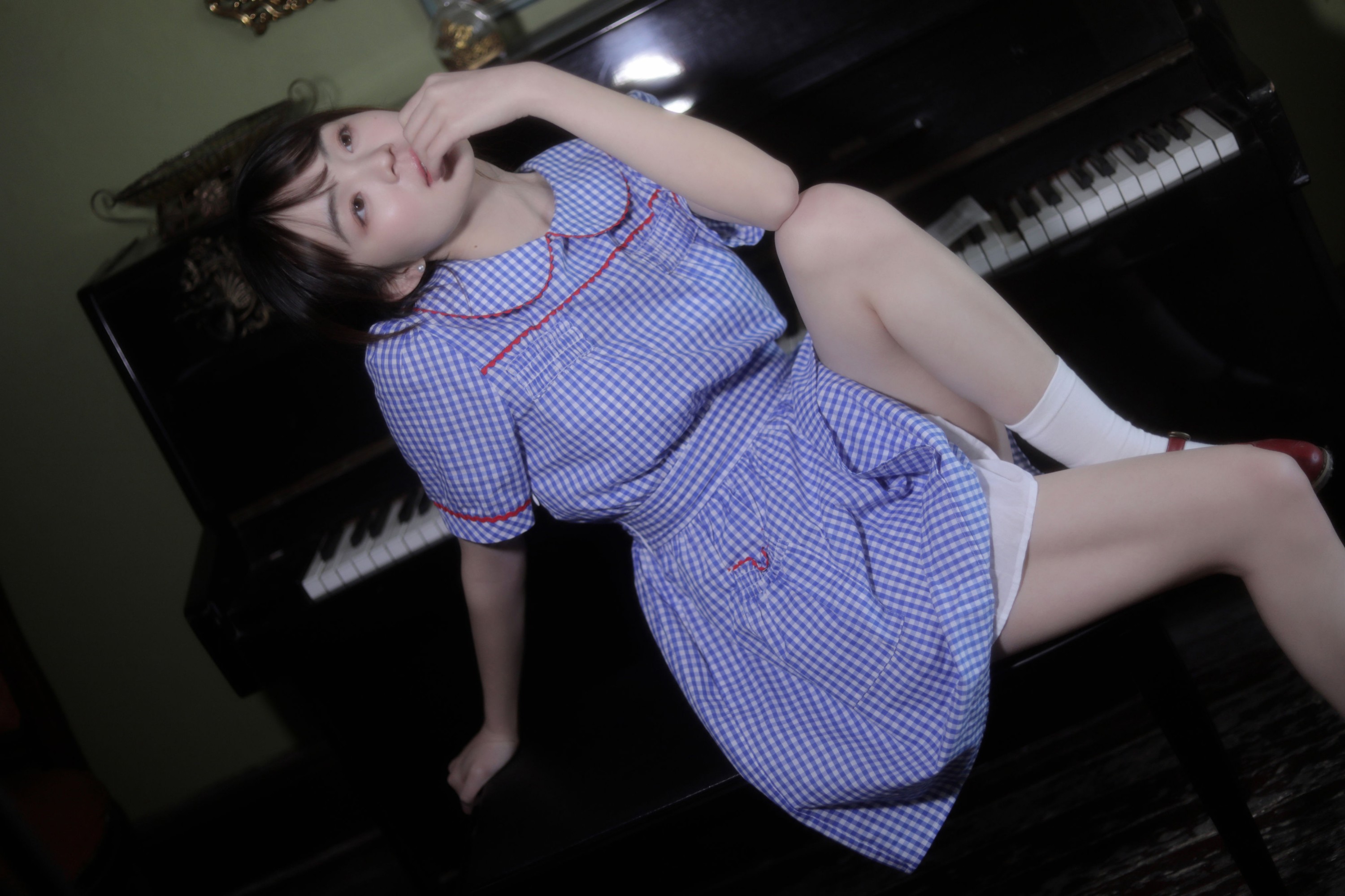 点点 – 《Lolita》[22P]