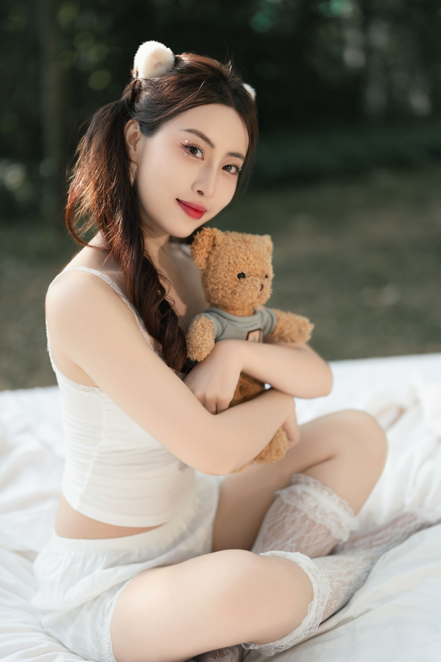 怡宝 – 《户外放松轻私》[20P]