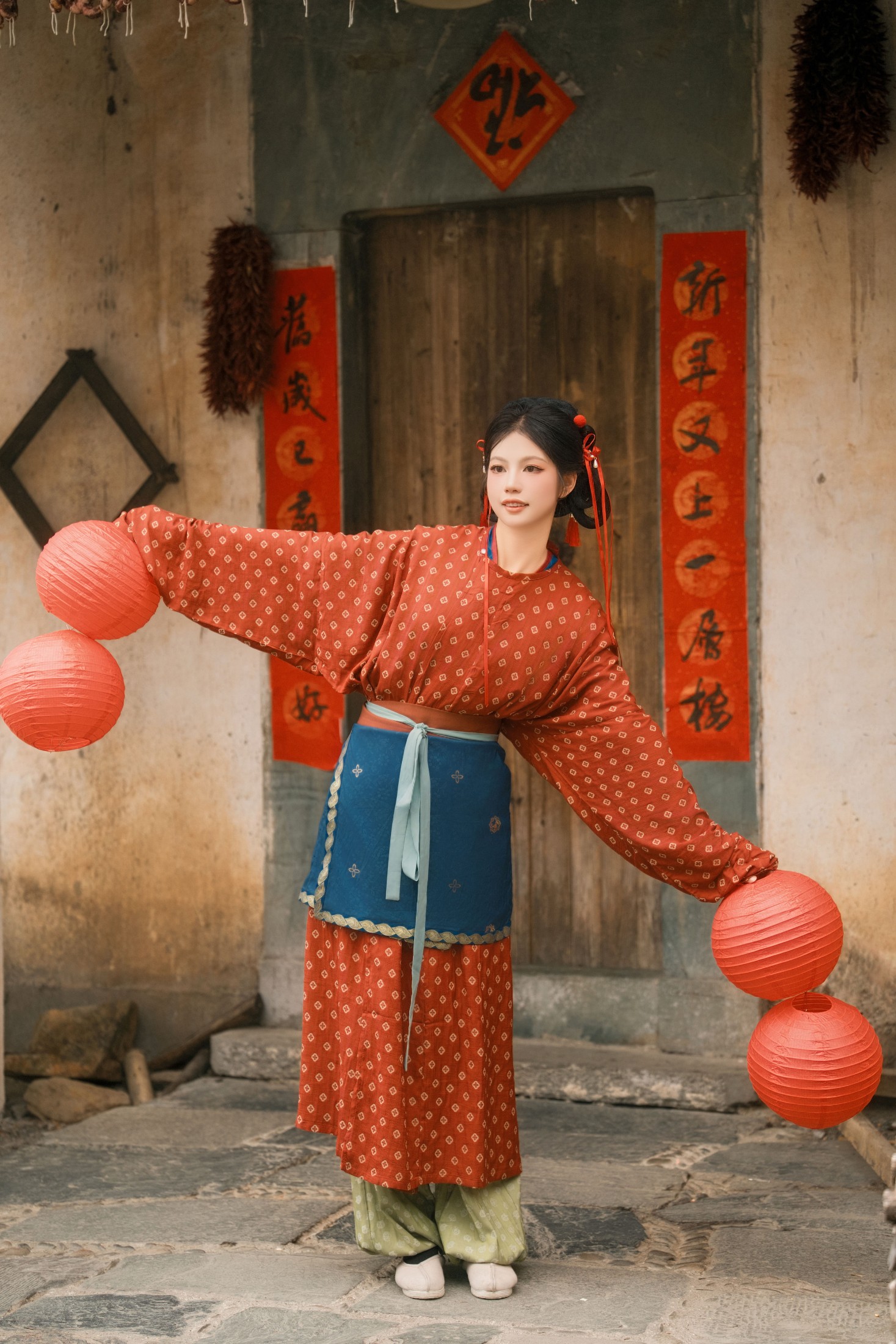 花花 – 《新春晒娘》[14P]