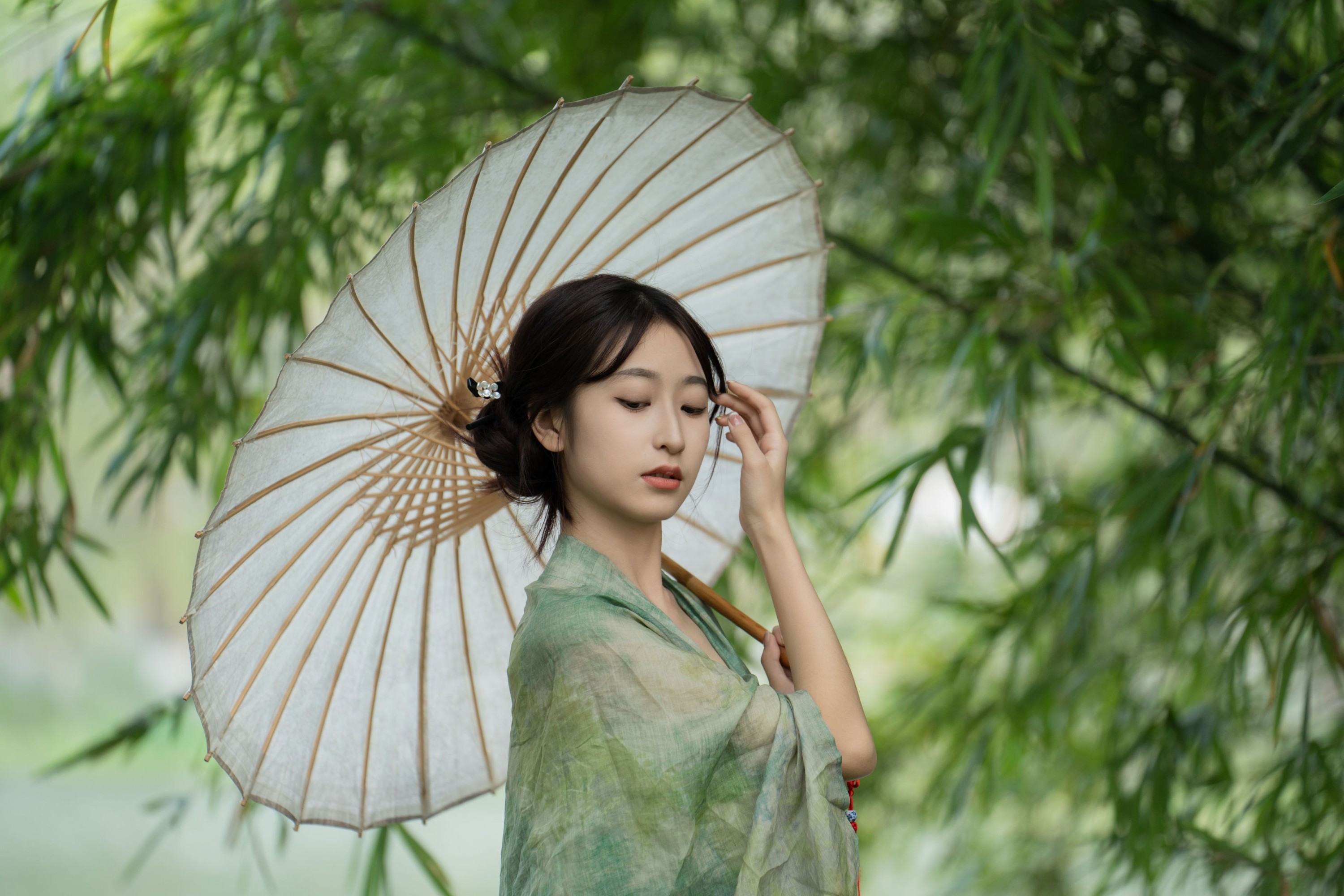 小何 – 《清冷绿色系新中式》[20P]