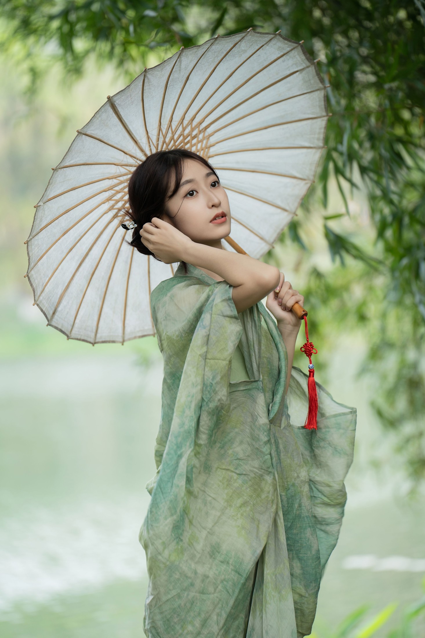 小何 – 《清冷绿色系新中式》[20P]