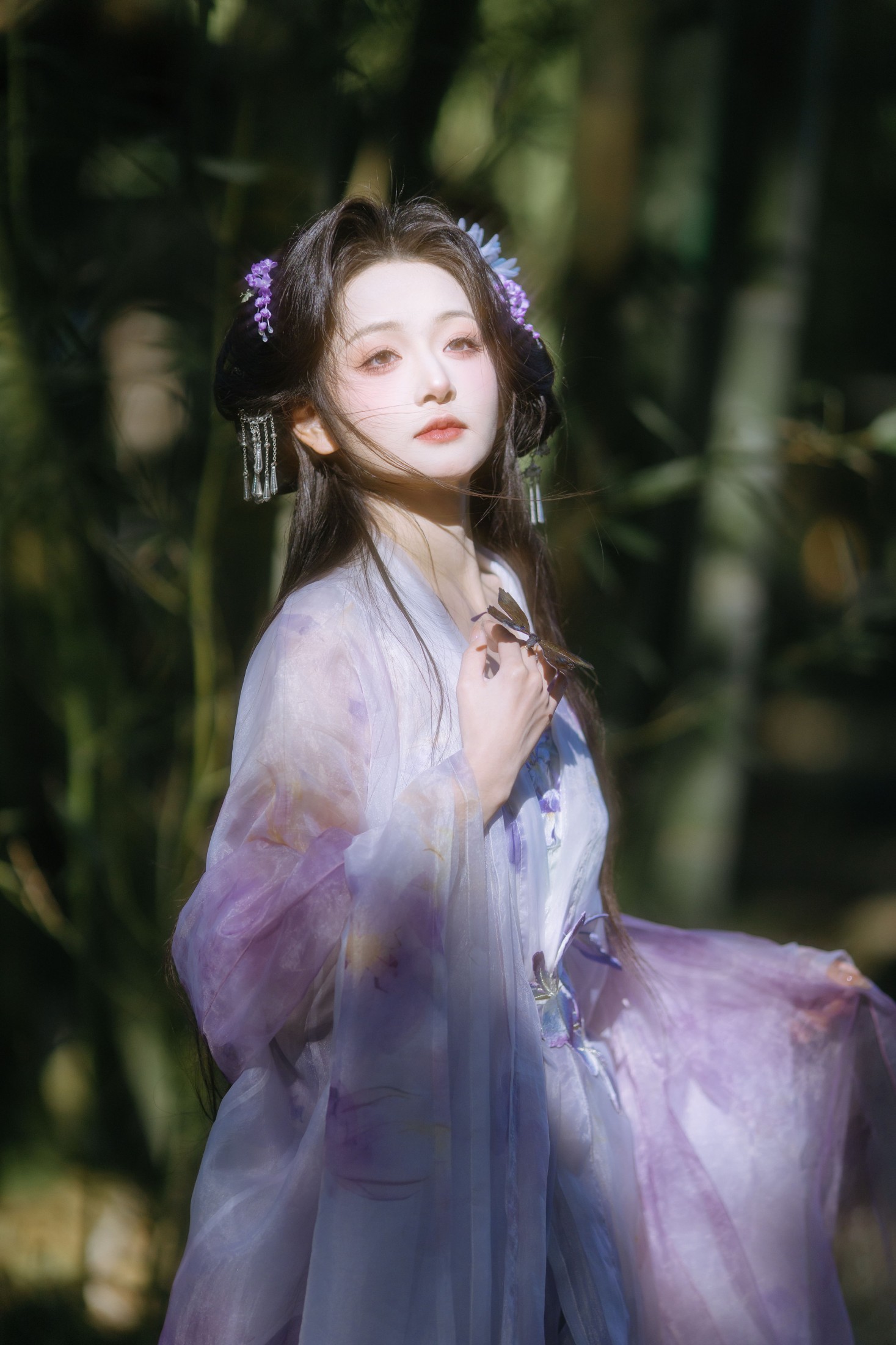 赤嫣在这里 – 《林间精灵》[21P]