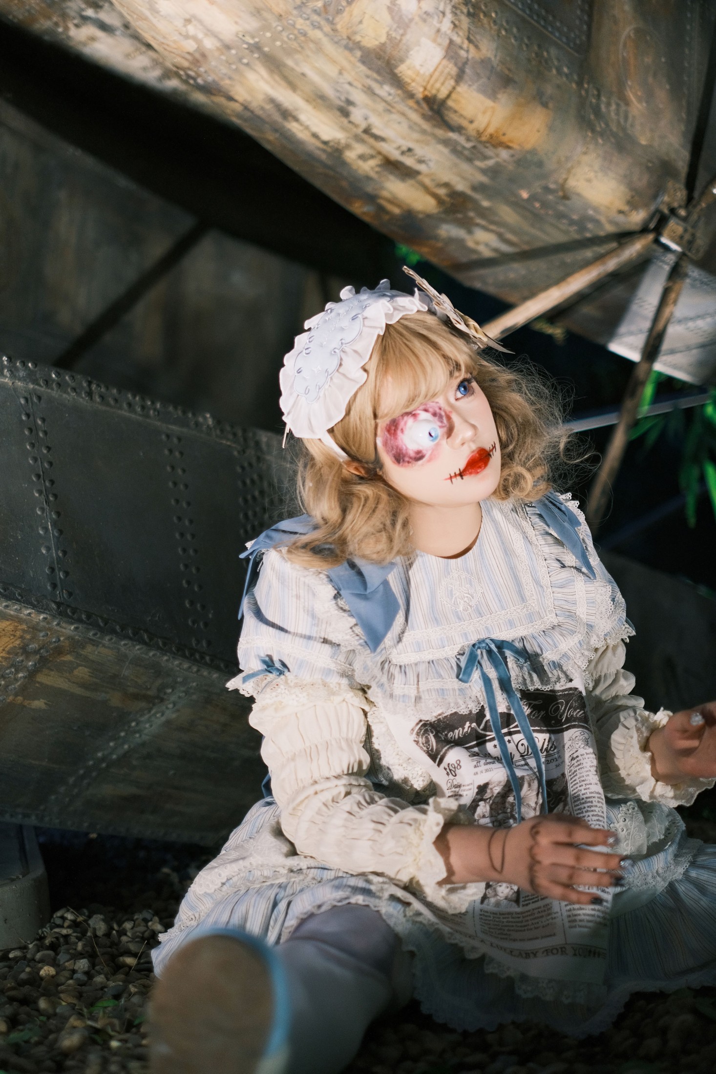 皮皮 – 《不给糖就捣蛋》[20P]