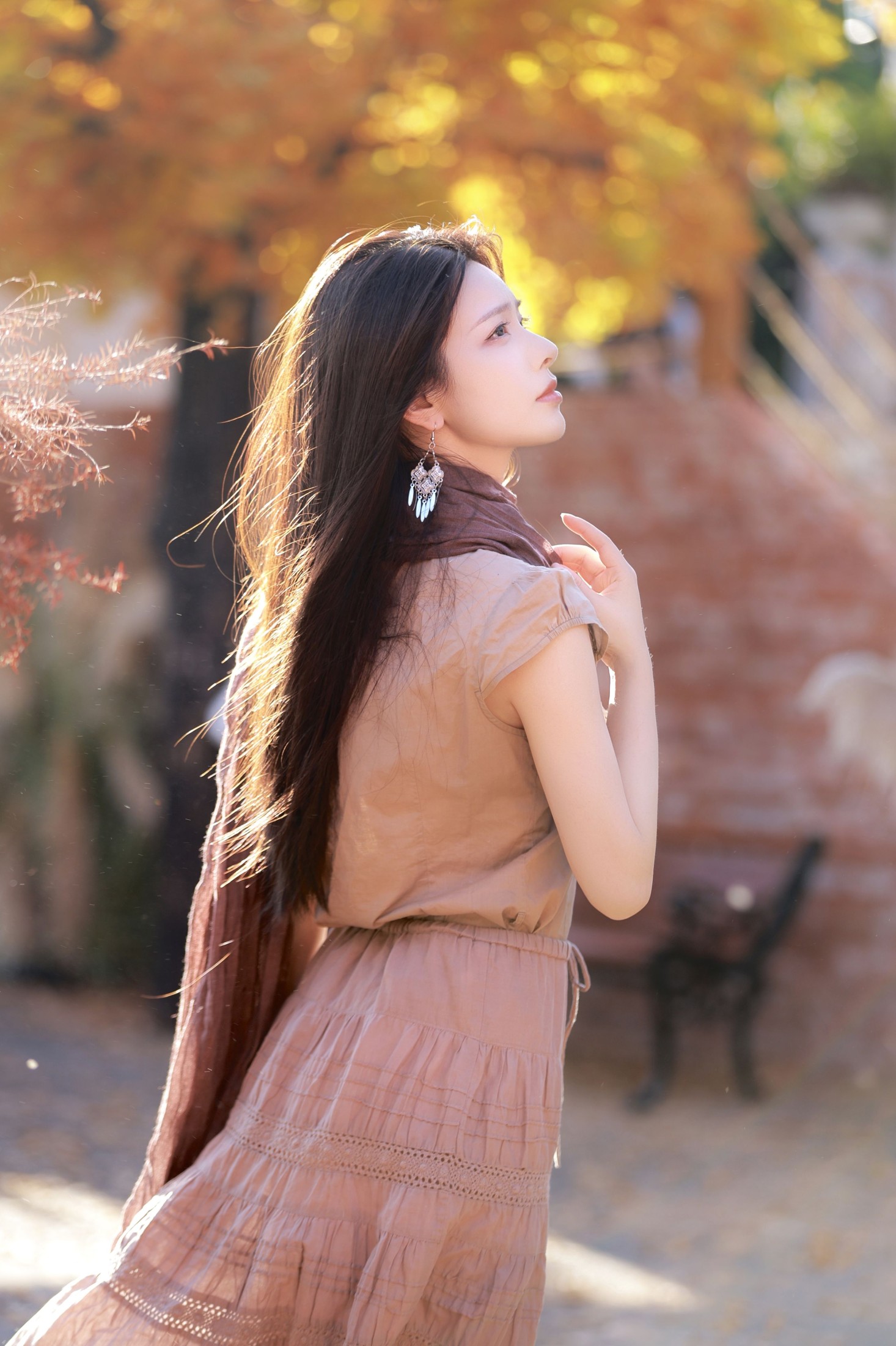 梁尘 – 《她和猫咪》[19P]