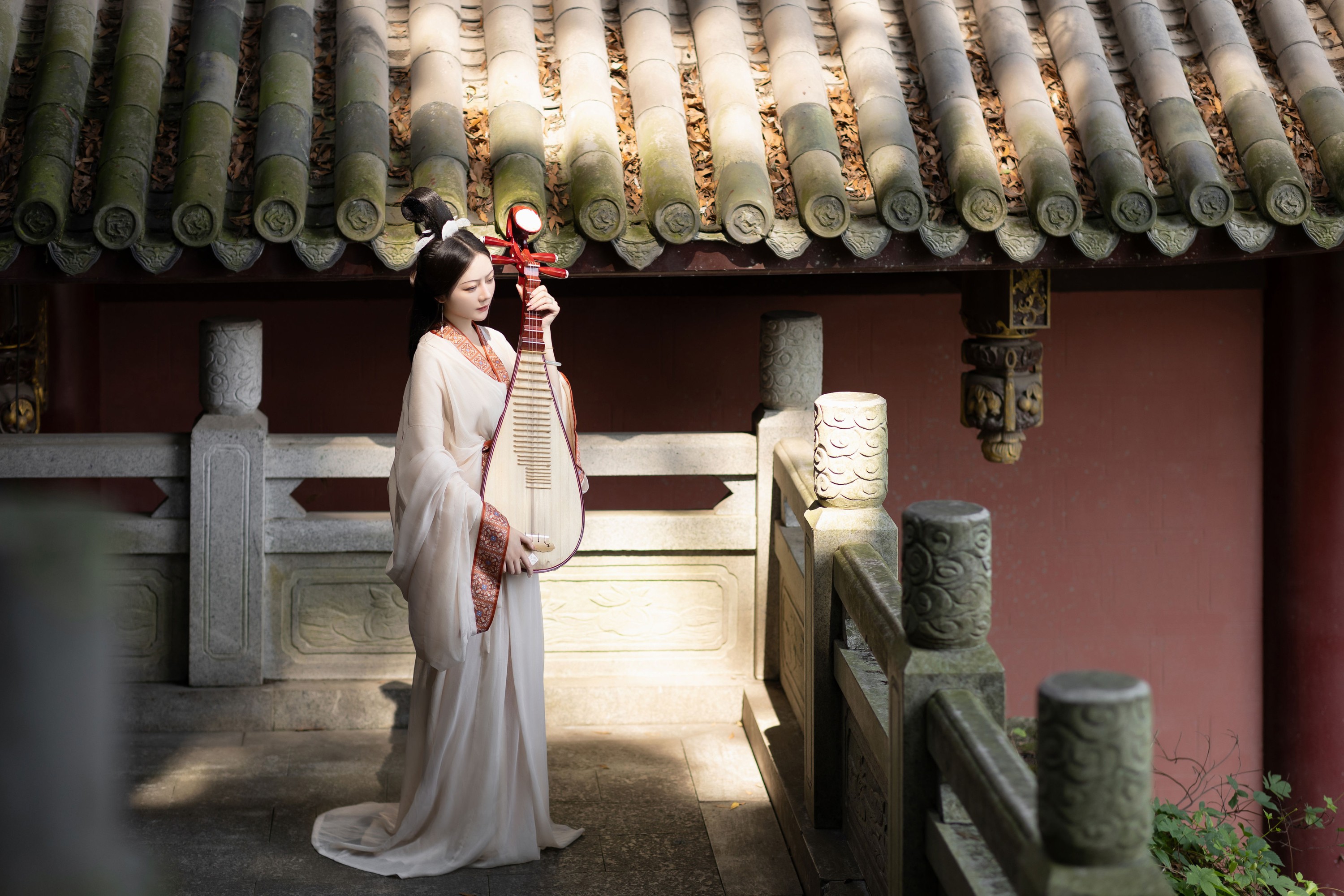 颜如玉 – 《袍影惊鸿》[24P]