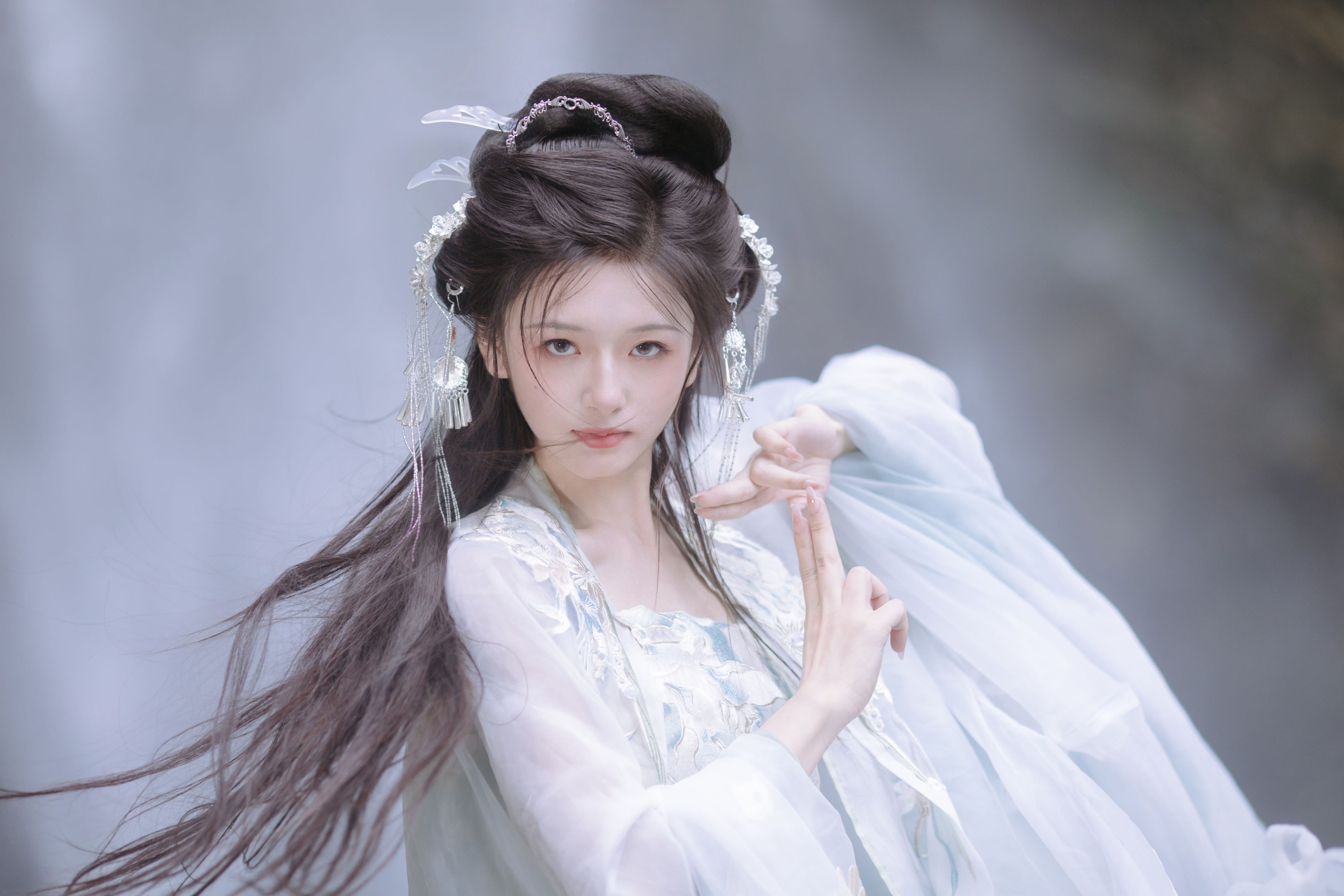 赤嫣在这里 – 《法修大师姐》[18P]