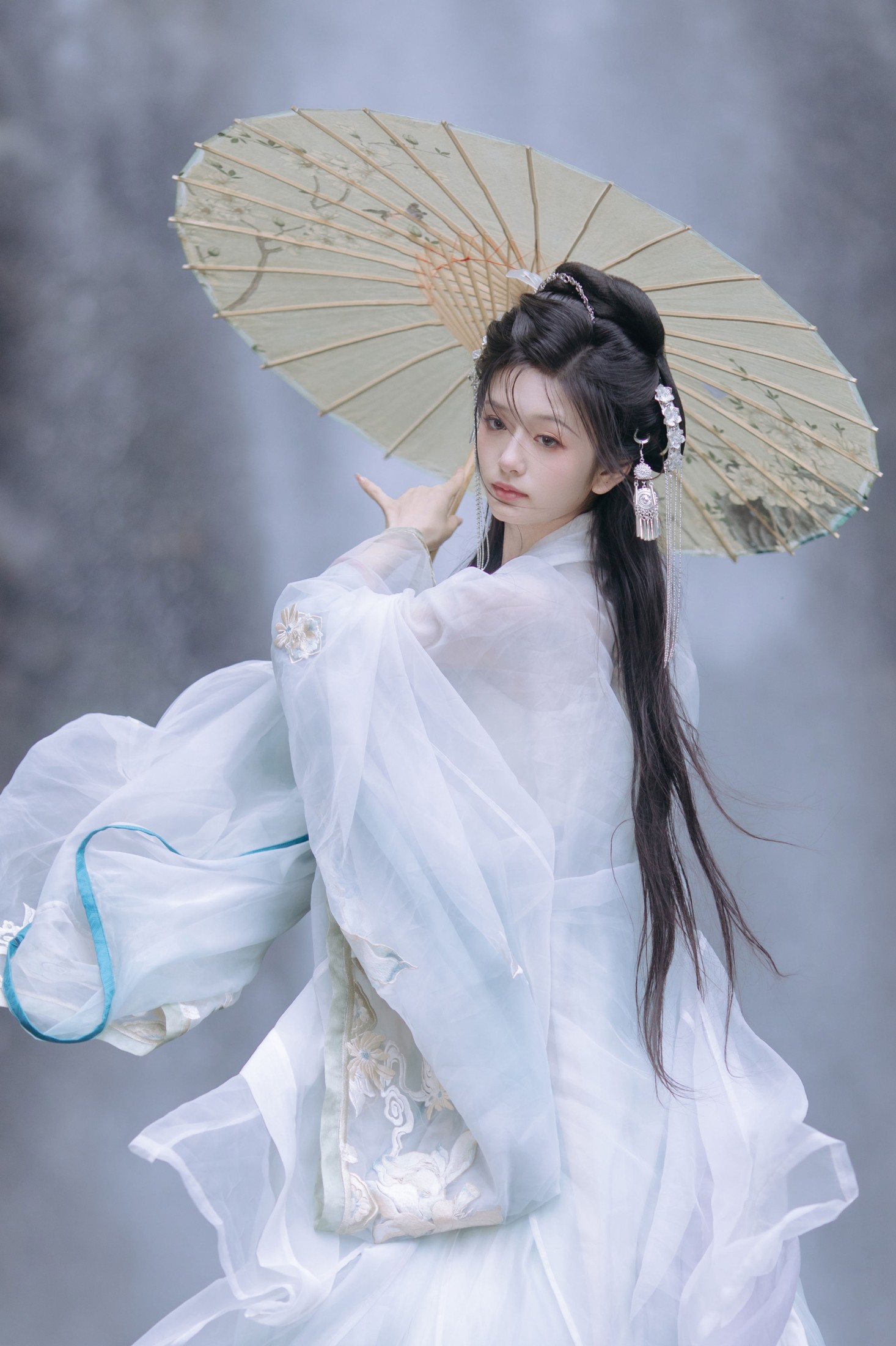 赤嫣在这里 – 《法修大师姐》[18P]