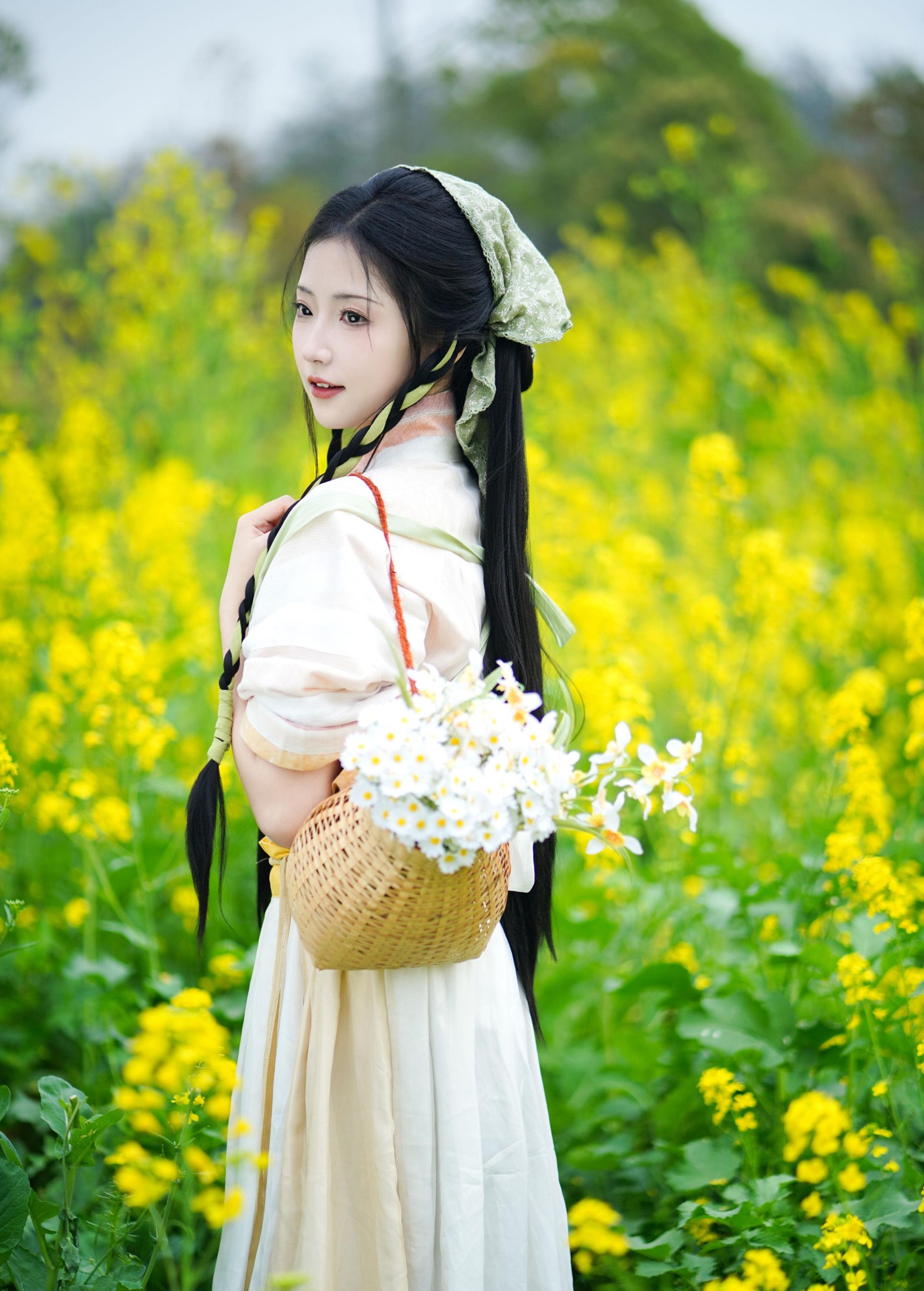 兔牙w – 《春日田园》[22P]