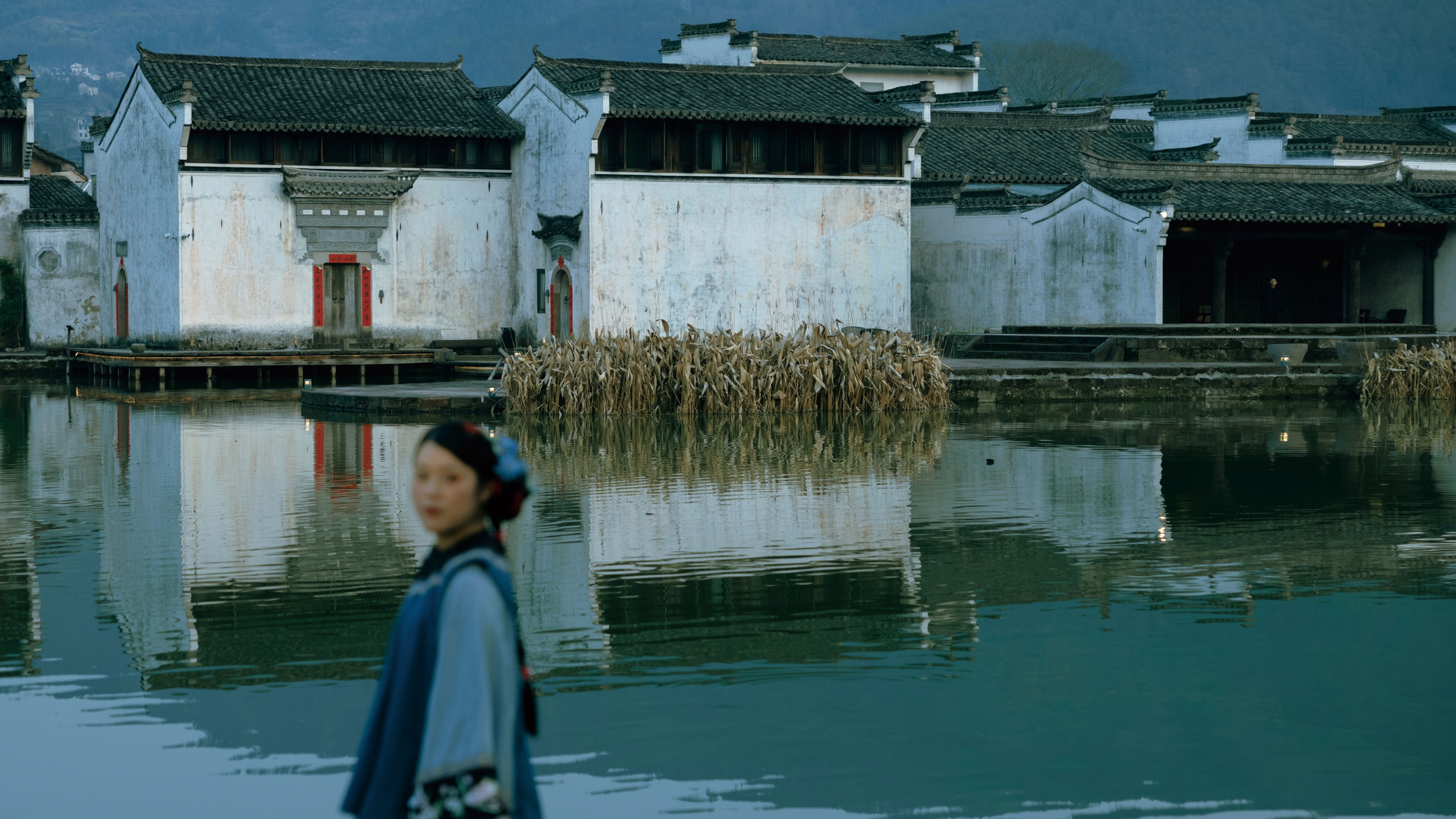 小华冲鸭 – 《拥春》[36P]