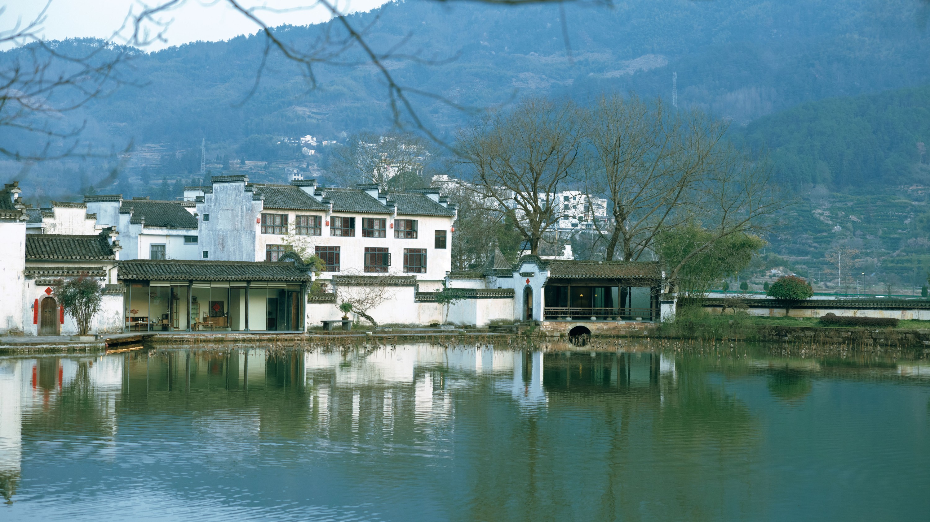 小华冲鸭 – 《拥春》[36P]