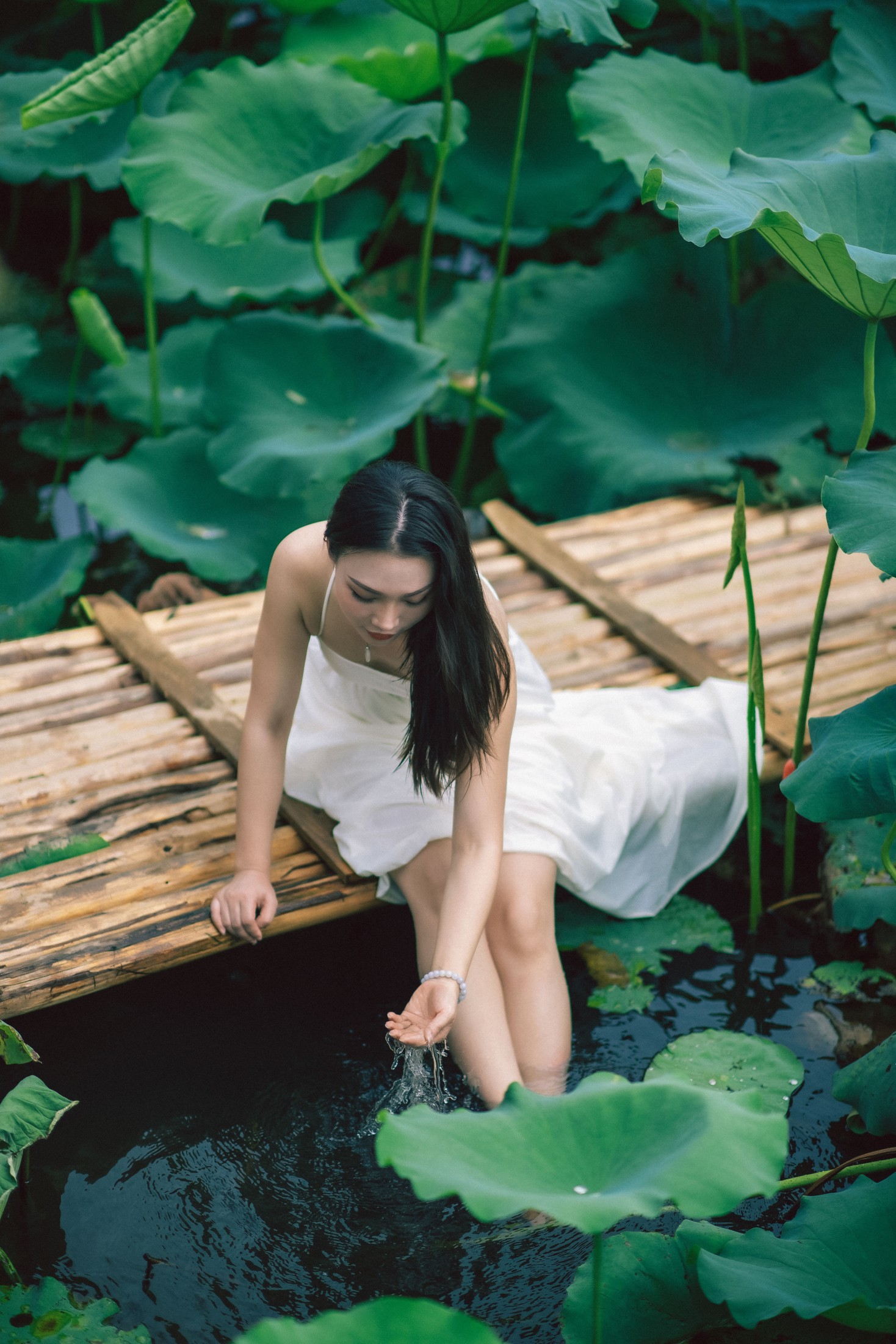 橘子 – 《雨荷》[26P]