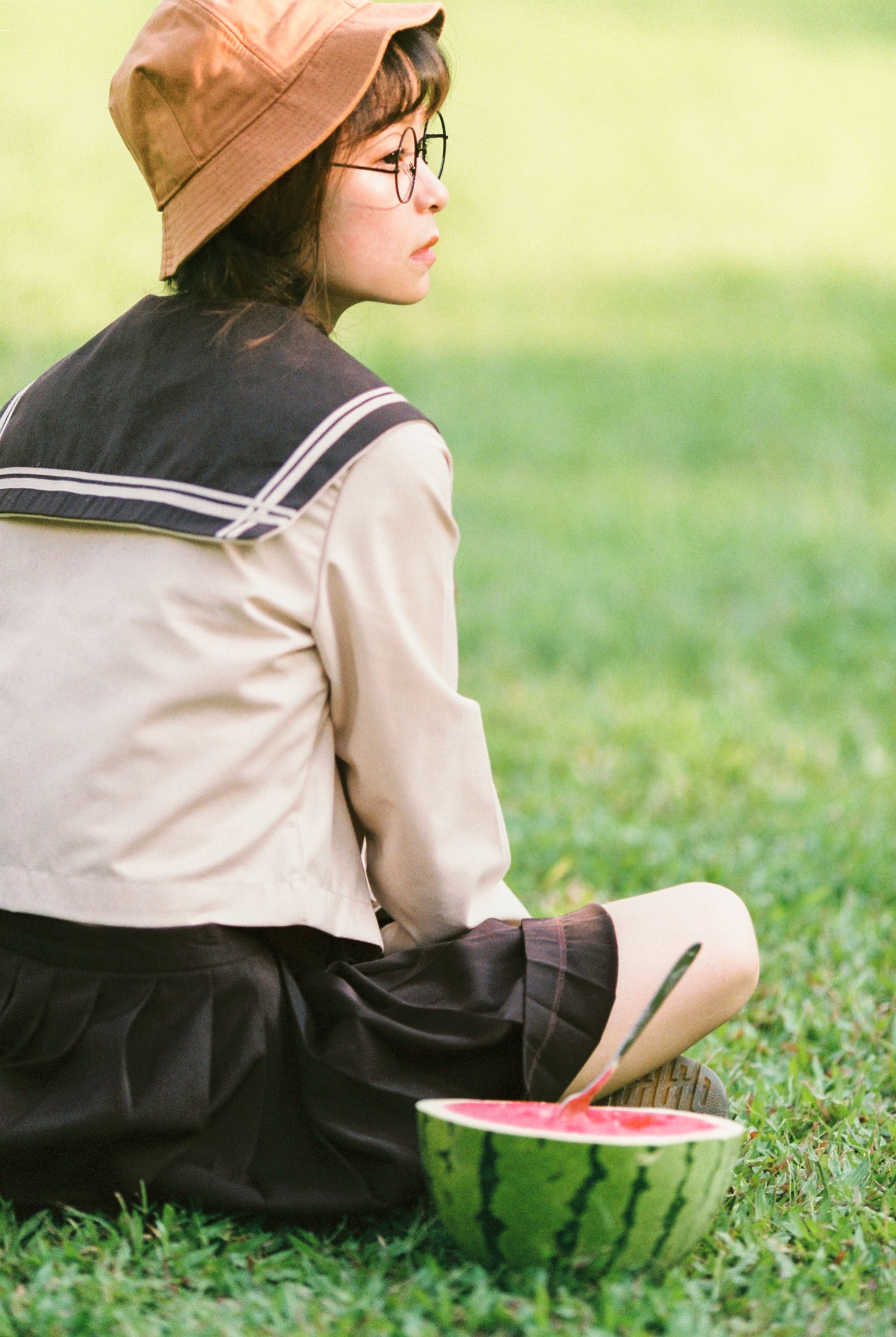 秋歌 – 《西瓜与少女》[14P]