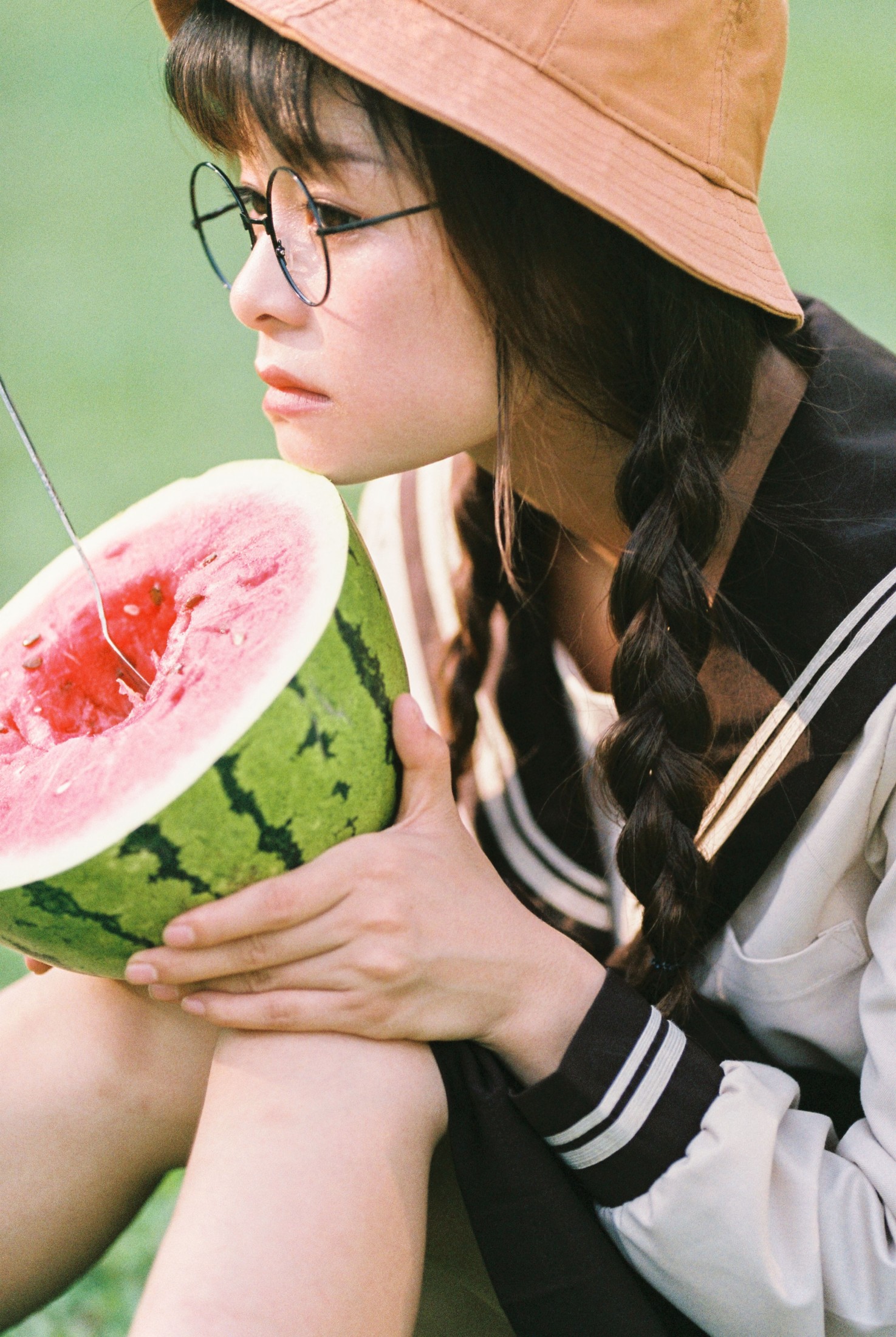 秋歌 – 《西瓜与少女》[14P]