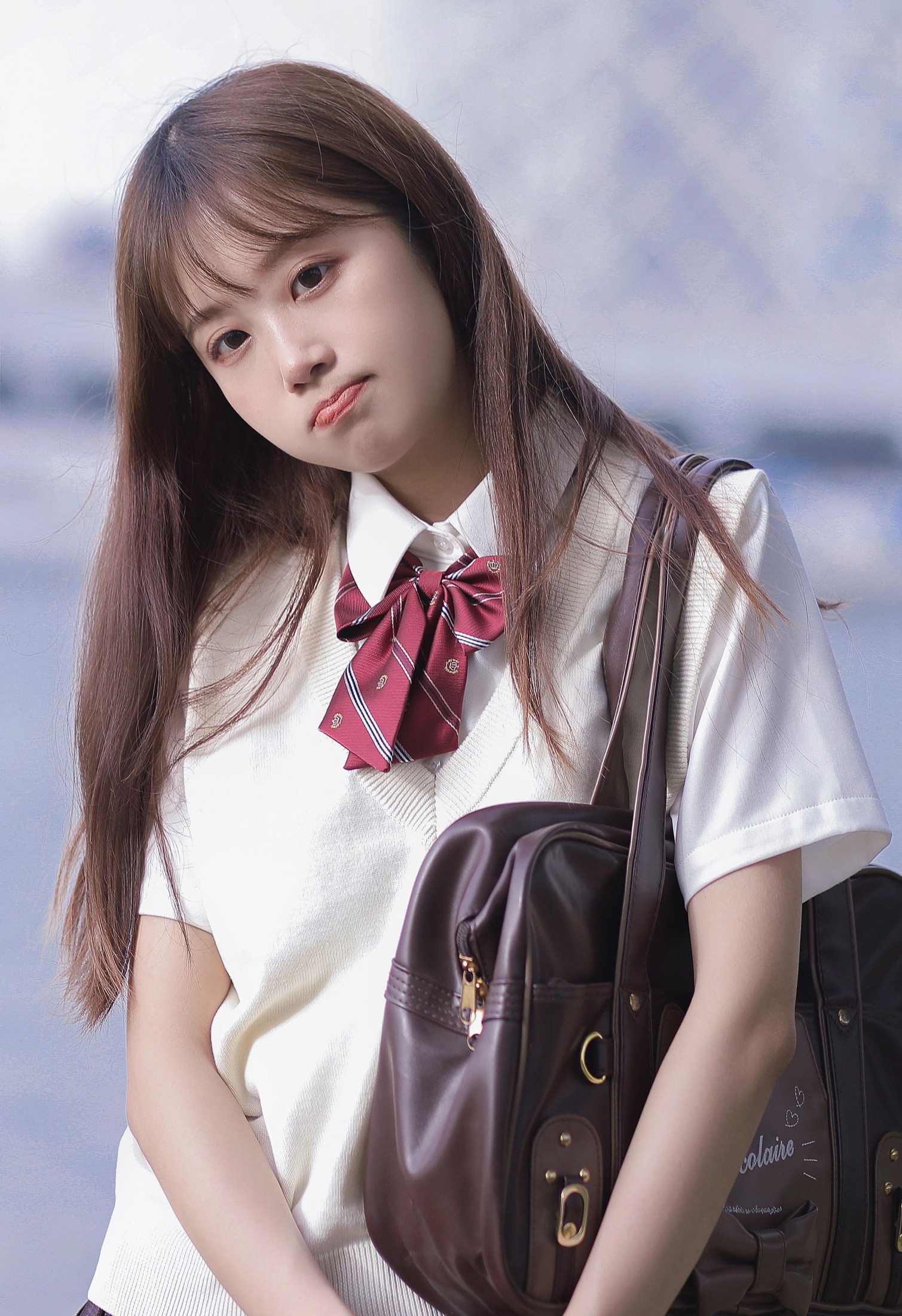 早早 – 《早春里的她》[15P]