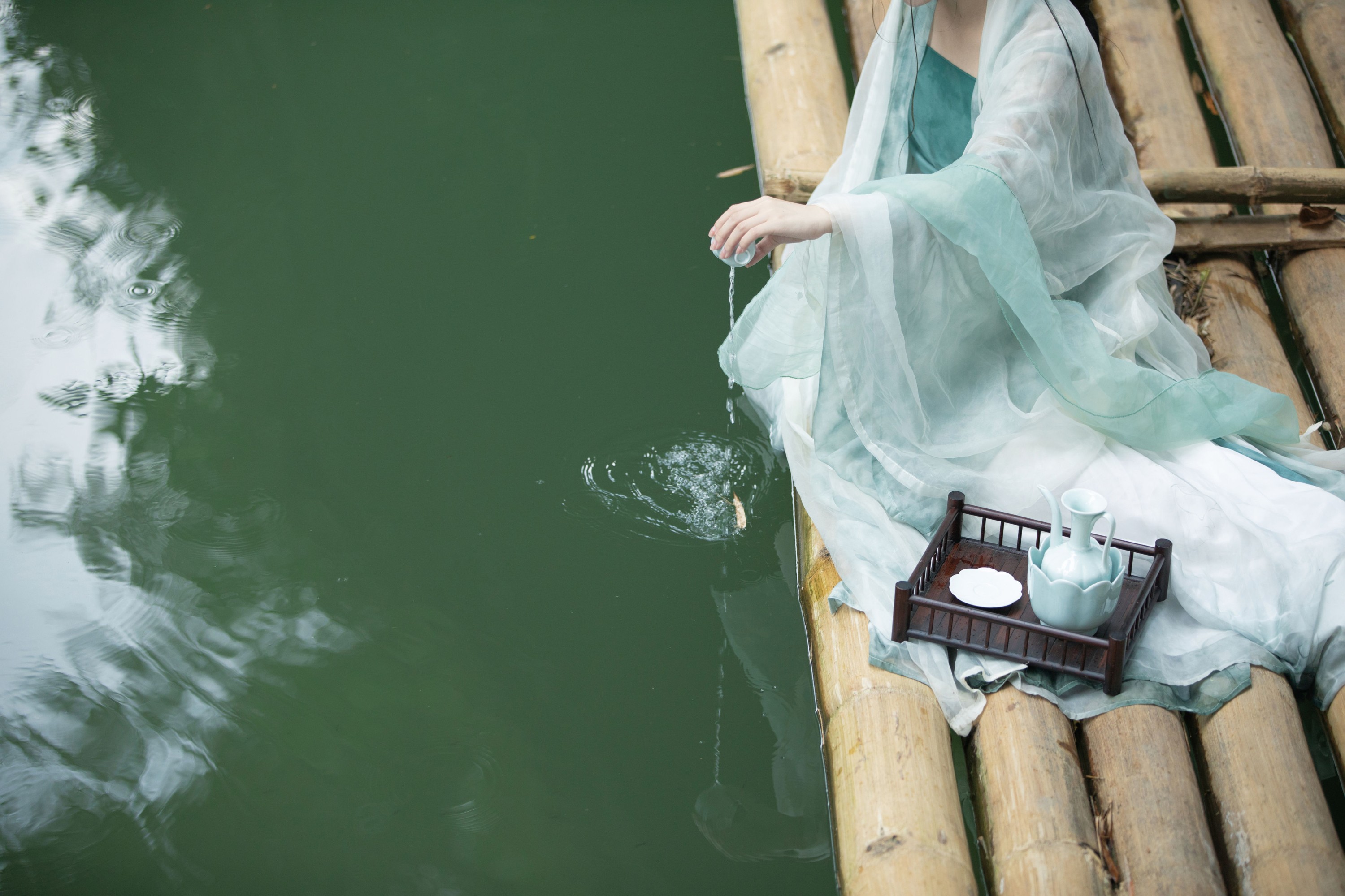 酷酷 – 《春不迟》[22P]